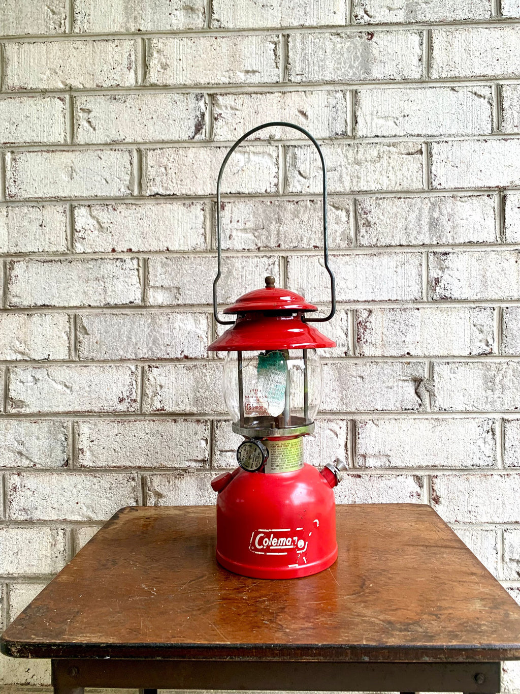 Vtg Coleman Model 200A Lantern | Coleman Red Lantern | 1978 Model 200A Coleman Lantern | Round Globe Coleman Lantern | Single Mantle