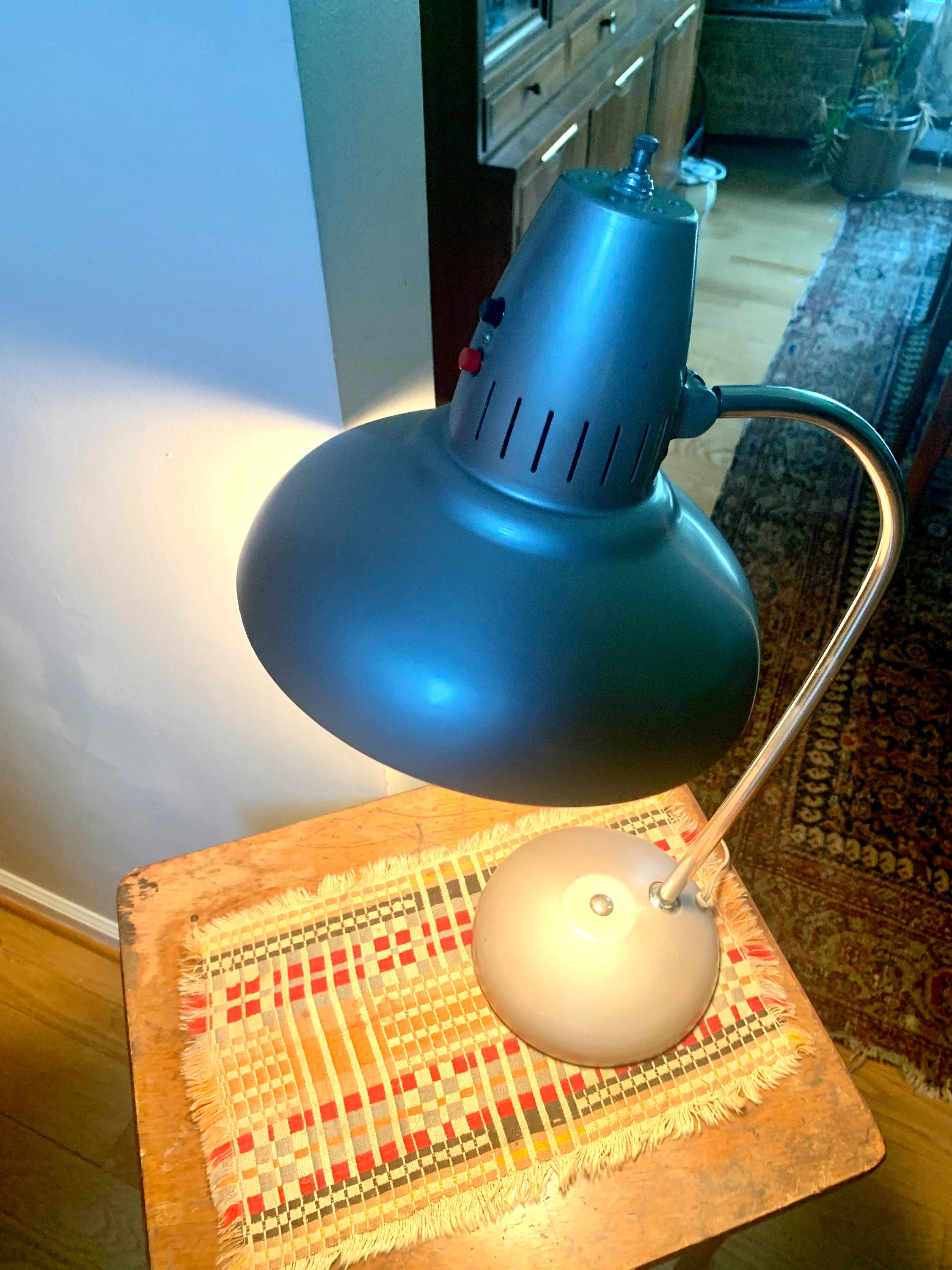 Vtg Swing Lamp Company Task Lamp | Dual Bulb Desk Lamp | Adjustable Desk Lamp | Fluorescent Task Lamp | Swing Arm Lamp | Atomic Lamp