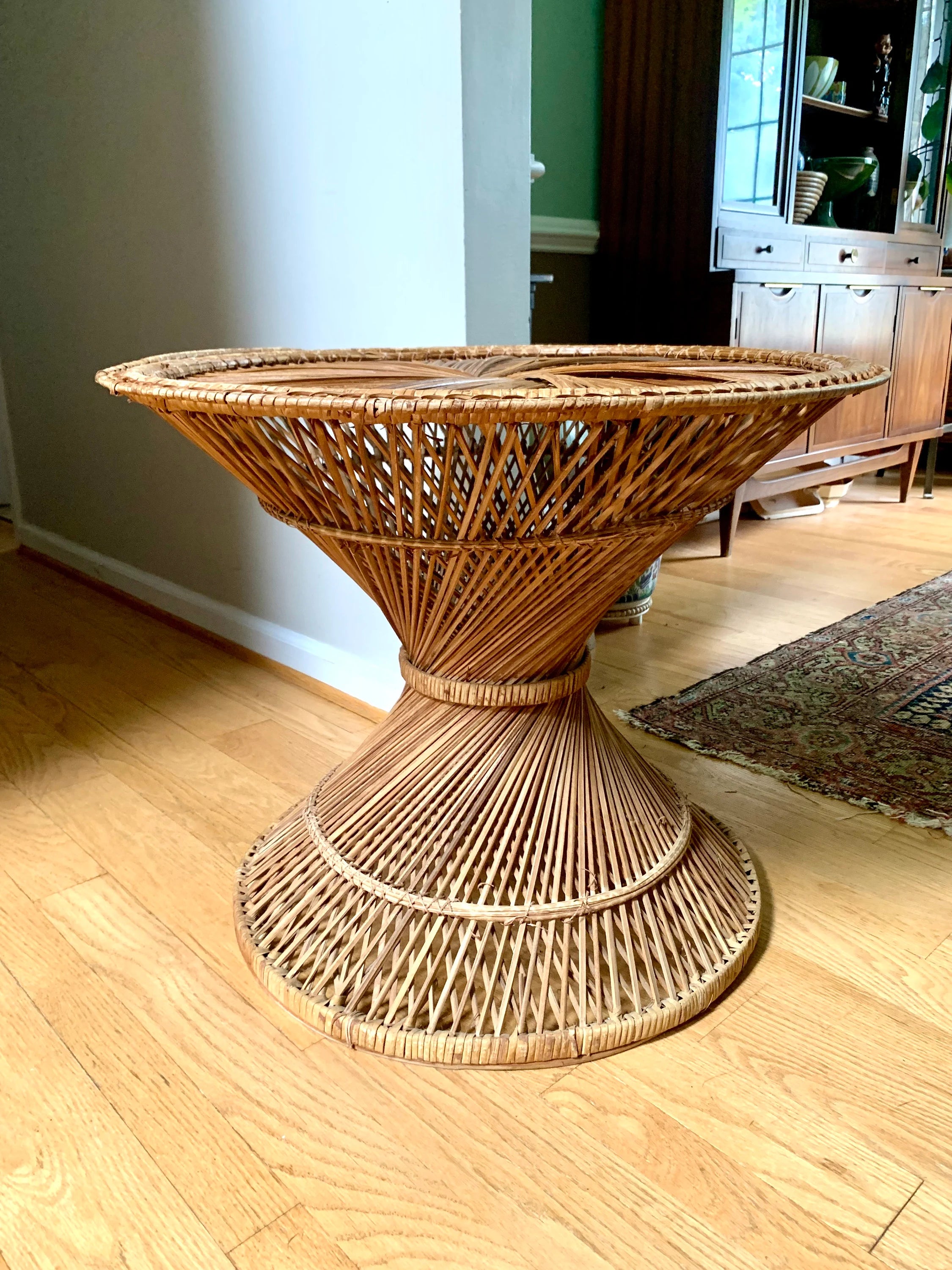 Large Vtg Wicker Peacock Table | Fan Top Rattan Table  | Bohemian Wicker Table | Wicker Accent Table | Distressed Woven Side Table