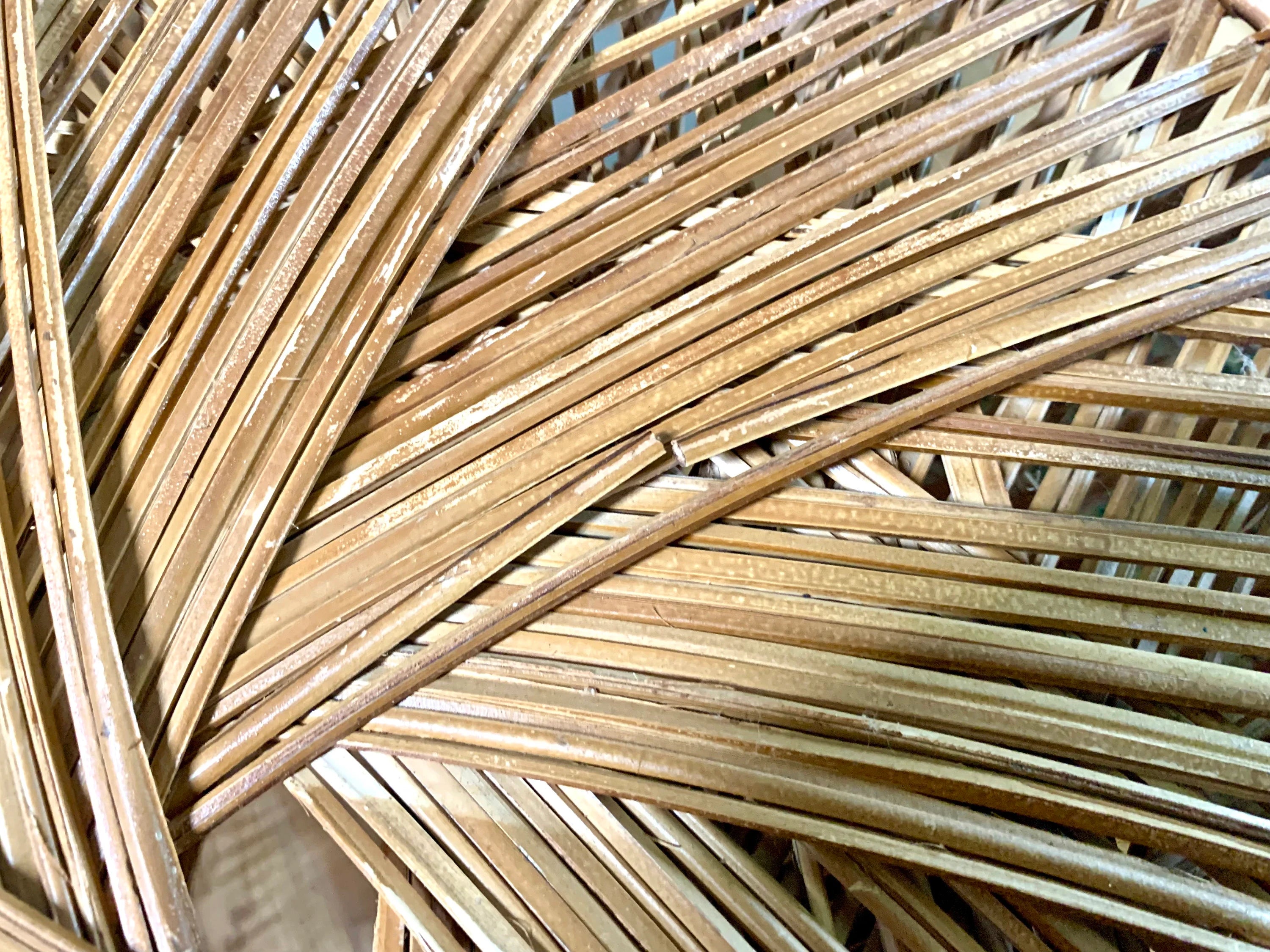 Large Vtg Wicker Peacock Table | Fan Top Rattan Table  | Bohemian Wicker Table | Wicker Accent Table | Distressed Woven Side Table