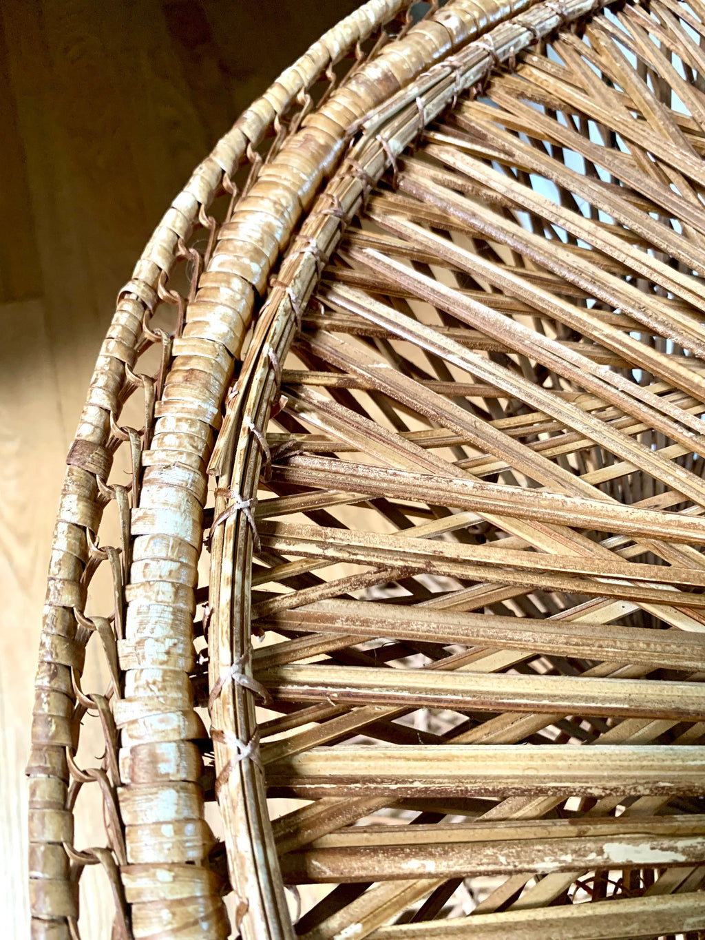Large Vtg Wicker Peacock Table | Fan Top Rattan Table  | Bohemian Wicker Table | Wicker Accent Table | Distressed Woven Side Table