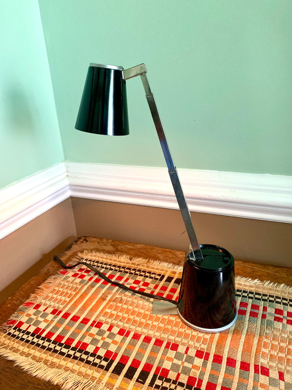 Vtg Folding Lampette Lamp | Lampette Model E6 Lamp | Small High Intensity Articulating Lamp | Minimalist Lamp | High/low Lamp | MCM Lamp