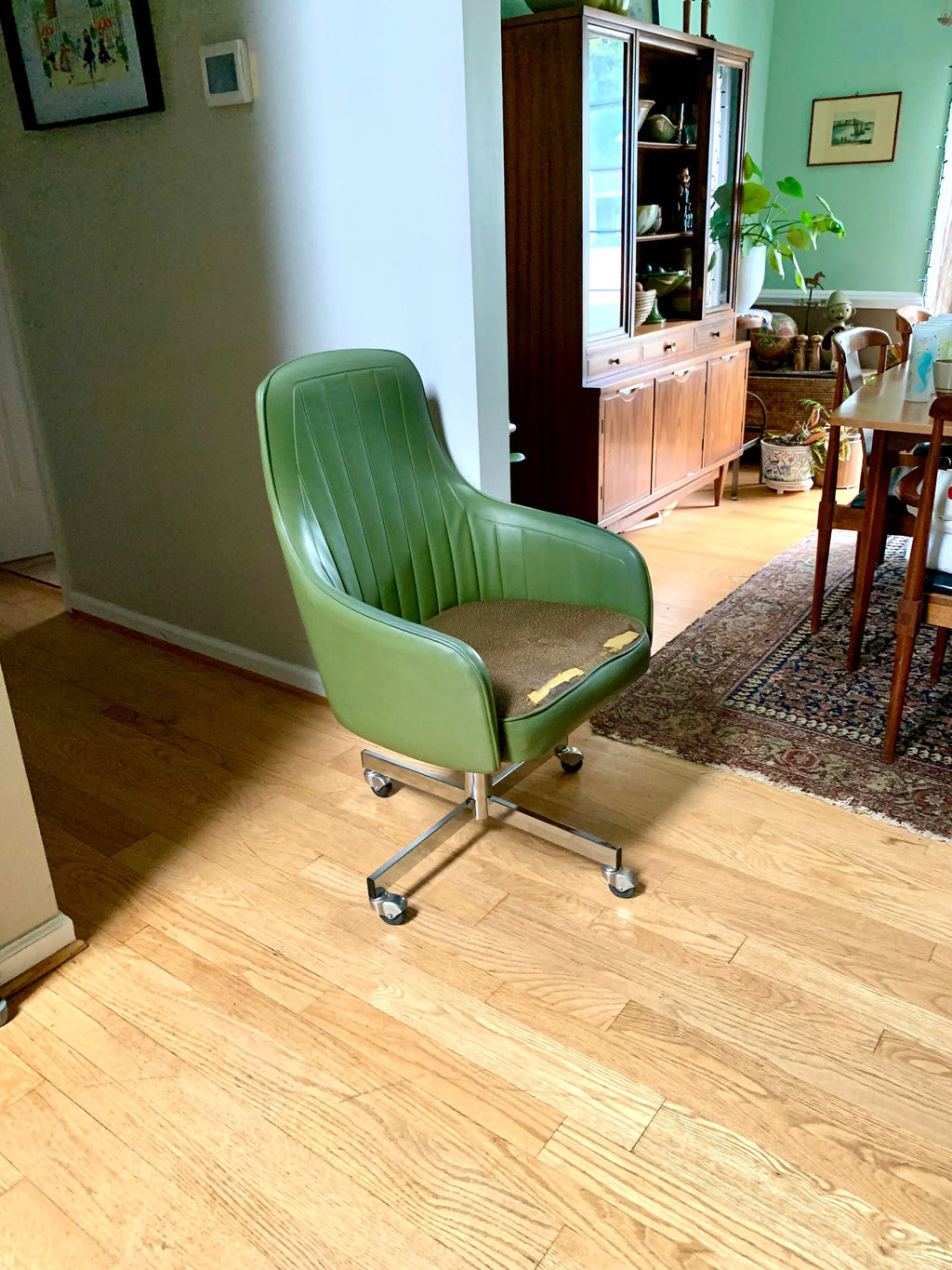 Mid Century Modern Swivel Rolling Chair | Jansko Olive Green Desk Chair | MCM Vinyl High Back Chair | Green Vinyl Modern Office Chair