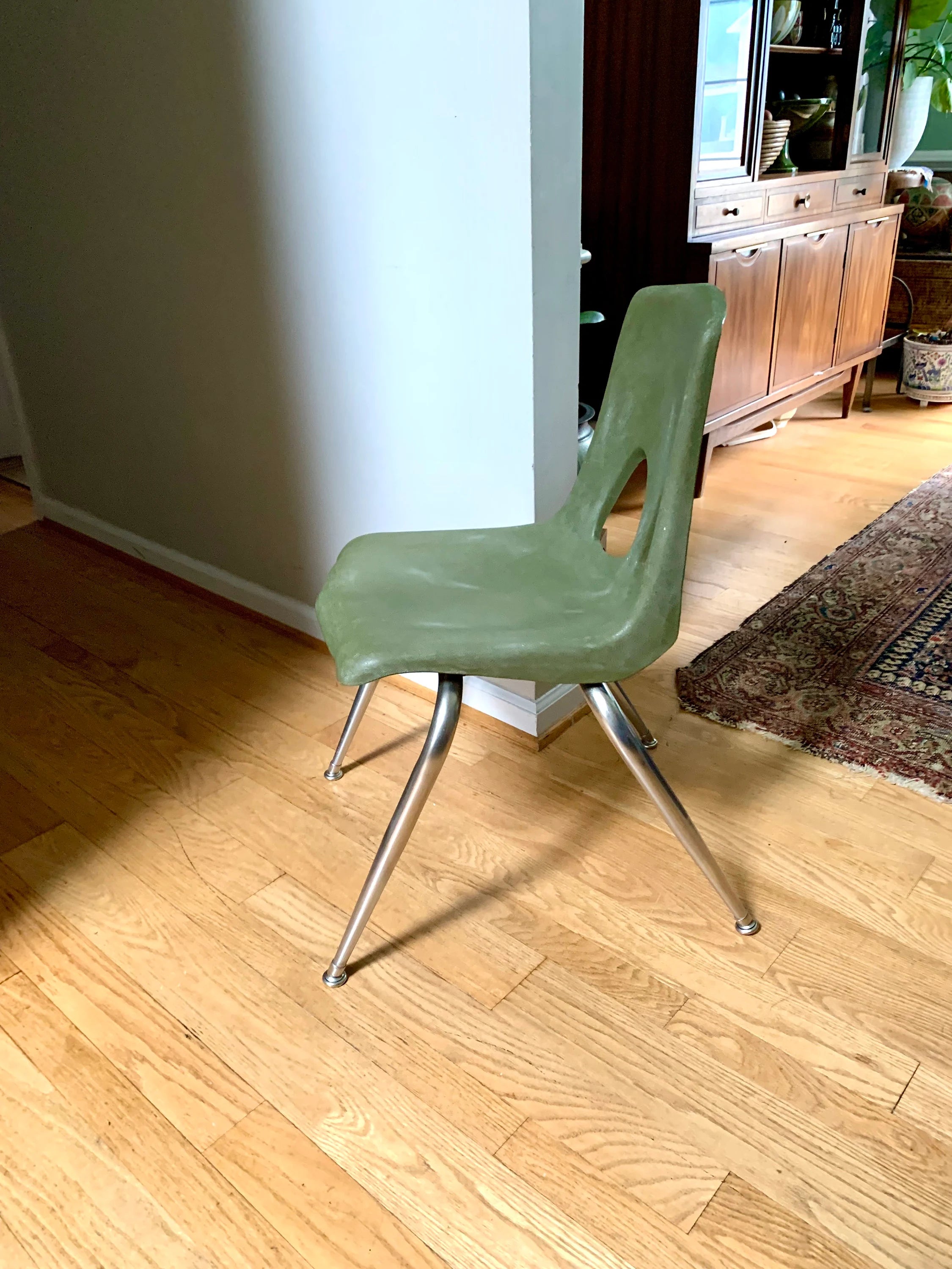 Vintage MCM Carter Craft Profile Chair | Plastic MCM Stackable Chair | Molded Green Child's Chair | Plastic School Chair (Copy)
