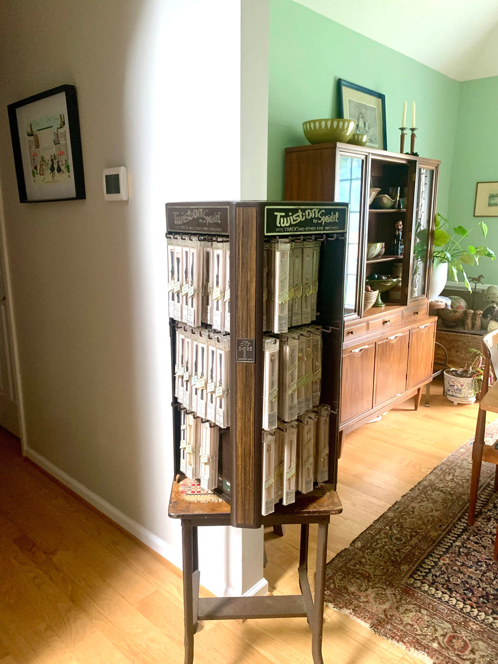 Vintage Speidel Twist-on Watch Band Display Case | Watchband Rotating Display Case with 150+ Watch Bands | Speidel Watchband Store Display