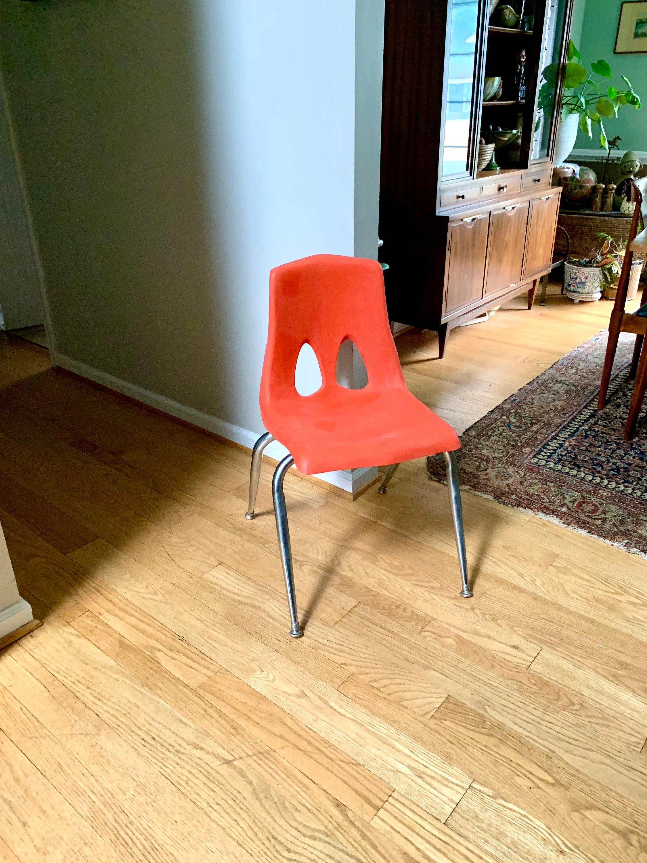 Vintage MCM Carter Craft Profile Chair | Plastic MCM Stackable Chair | Molded Child Chairs | Plastic School Chairs