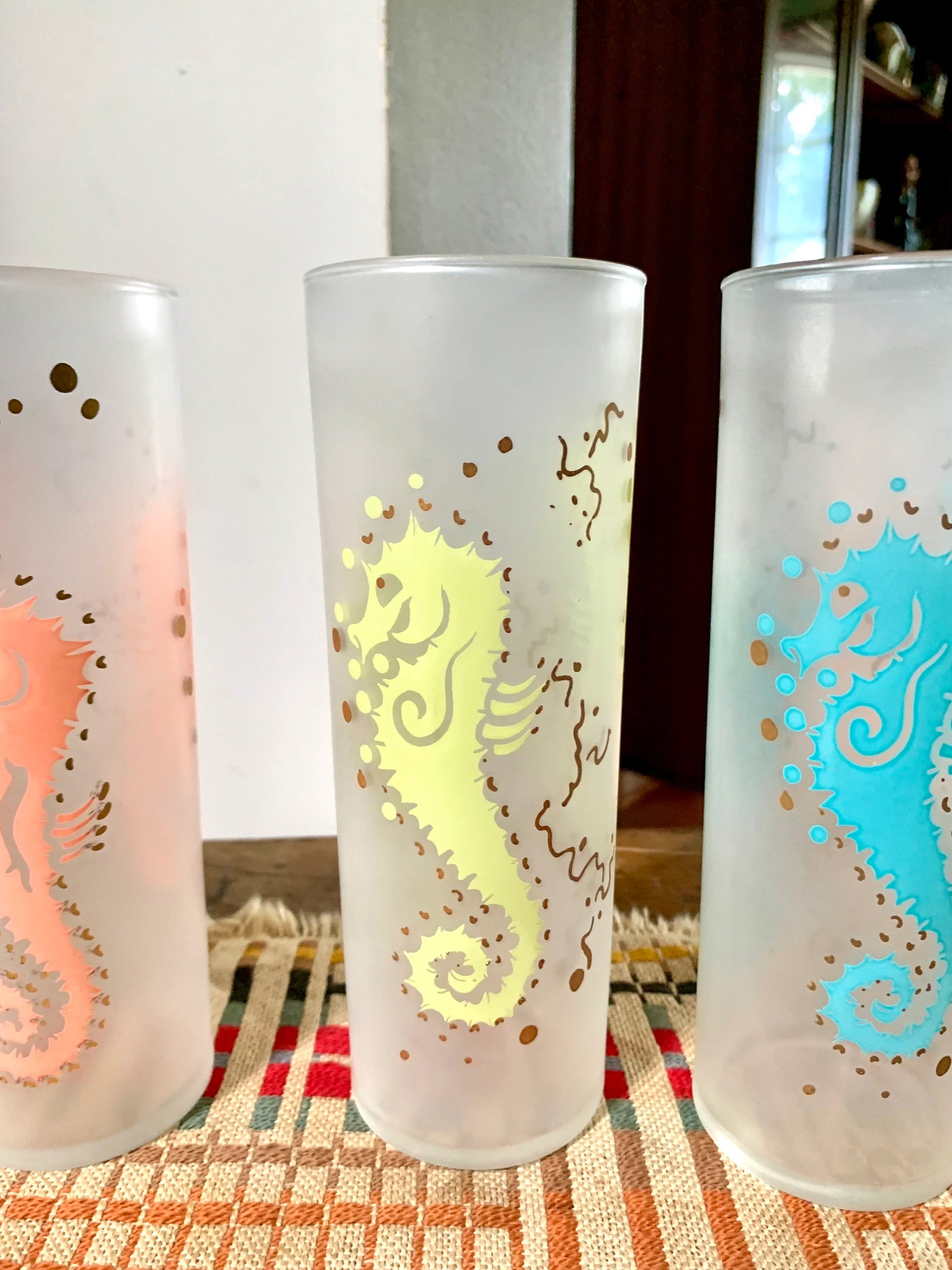 Set of 5 MCM Federal Glass Seahorse Glasses| Colorful Seahorse Glasses | 5 Frosted Sea Horse High Ball Glasses | Frosted Federal Tom Collins