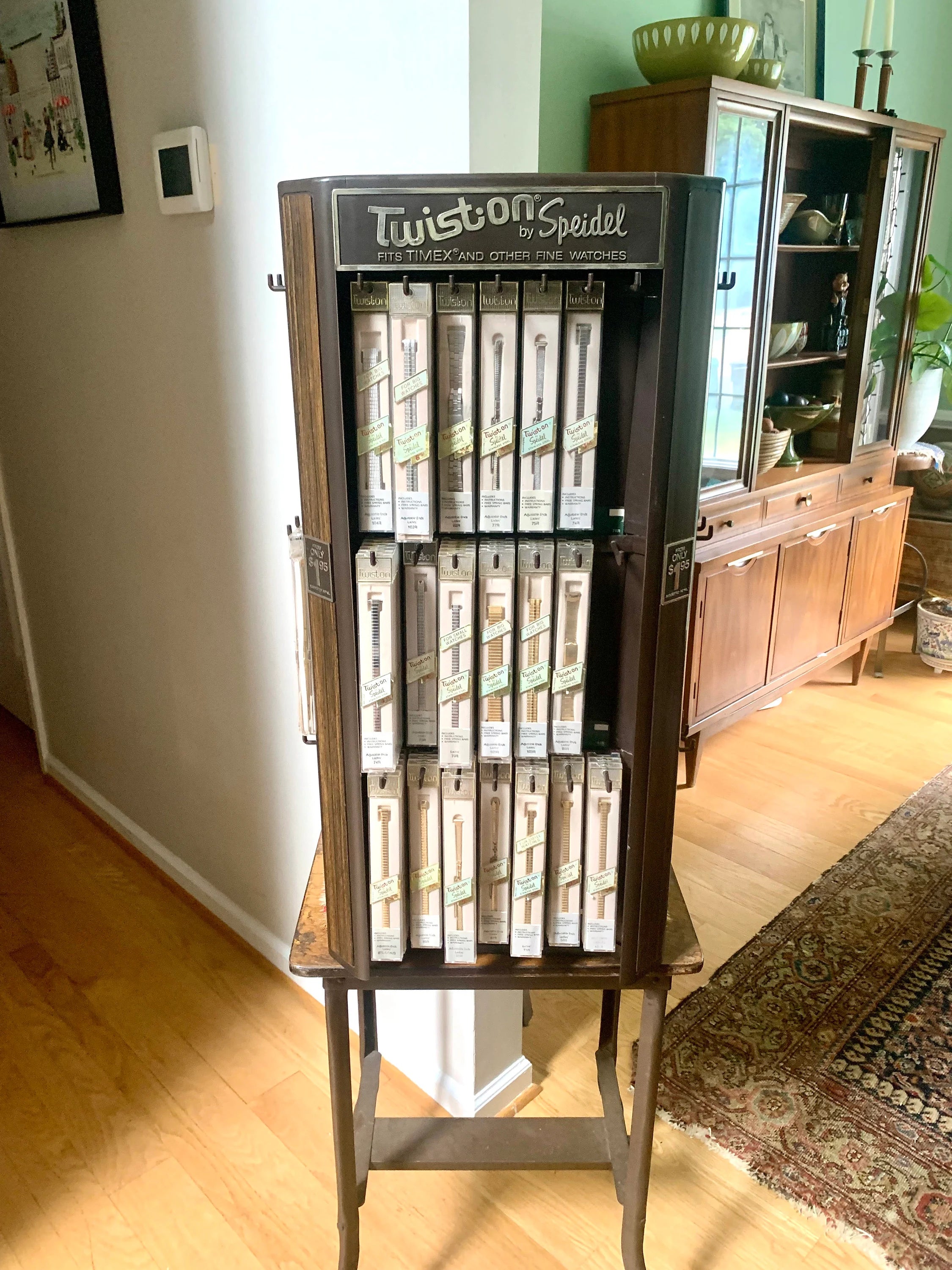 Vintage Speidel Twist-on Watch Band Display Case | Watchband Rotating Display Case with 150+ Watch Bands | Speidel Watchband Store Display