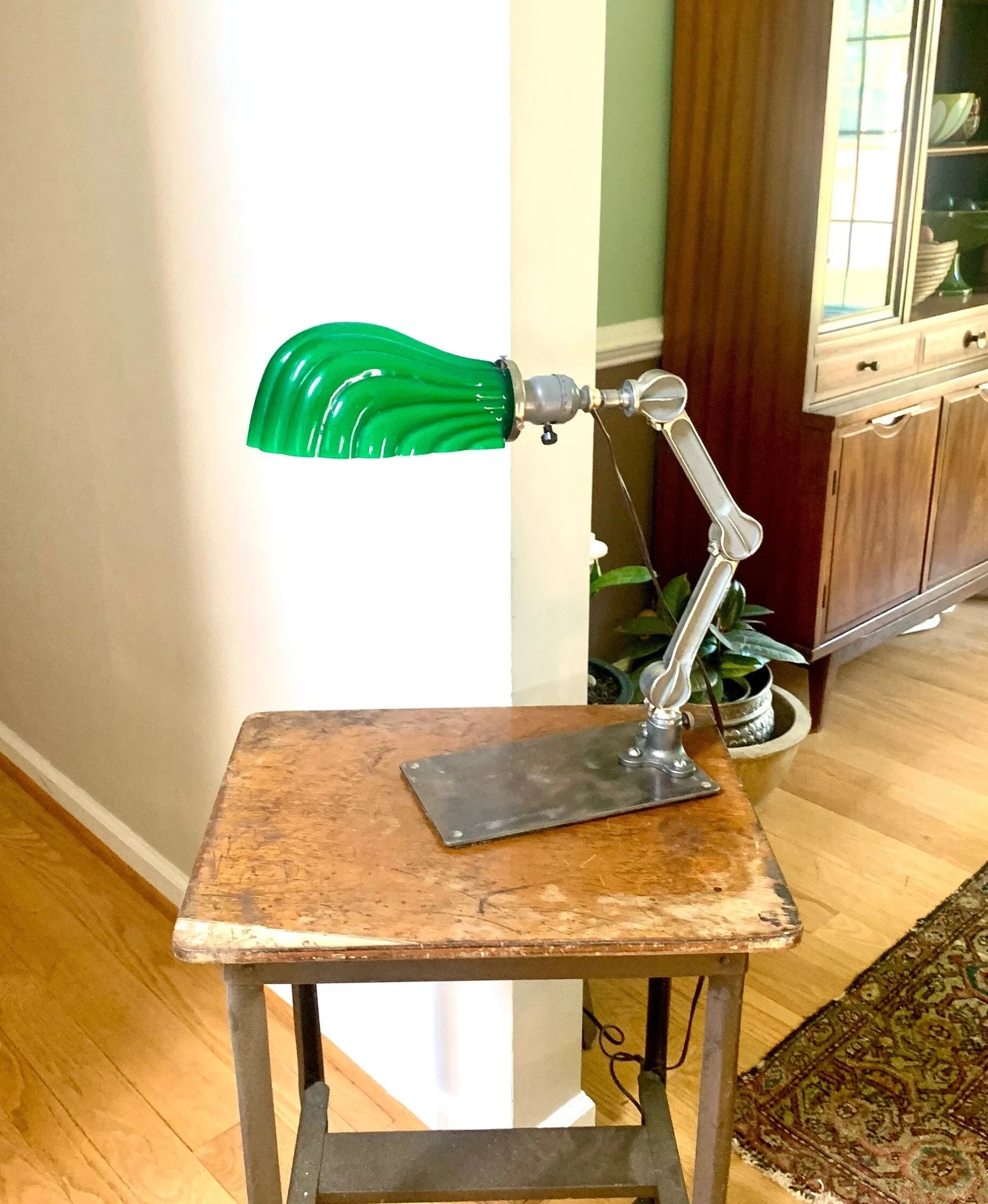 Vintage Industrial Articulating Desk Lamp | Industrial Articulating Arm Task Lamp | Green Glass Shade Articulating Lamp | Machinist Lamp