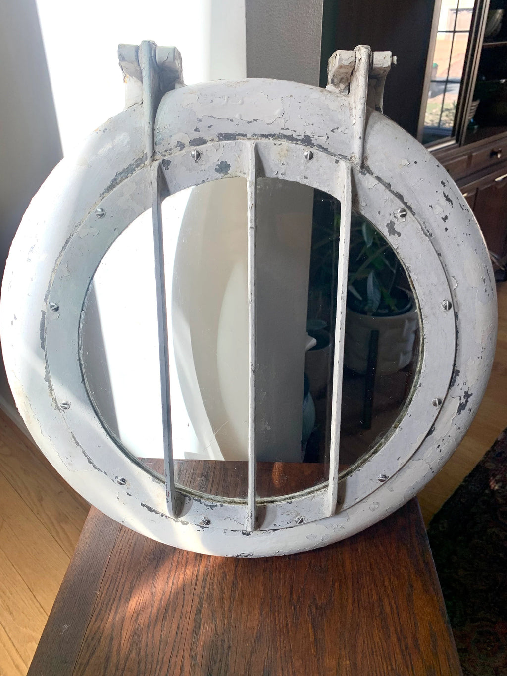 Vtg Large Distressed Paint Porthole | Ship's Porthole with Screen | 20" Ship's Porthole | Boat Porthole | Salvaged Boat Porthole