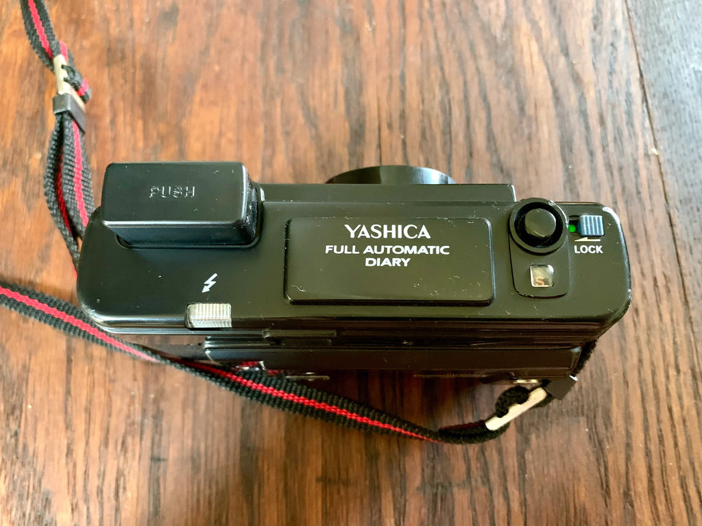 Vtg Yashica Full Automatic Diary Camera | Yashica Auto Focus Motor-D Point and Shoot Camera | Yashica Japan 35MM Film Camera