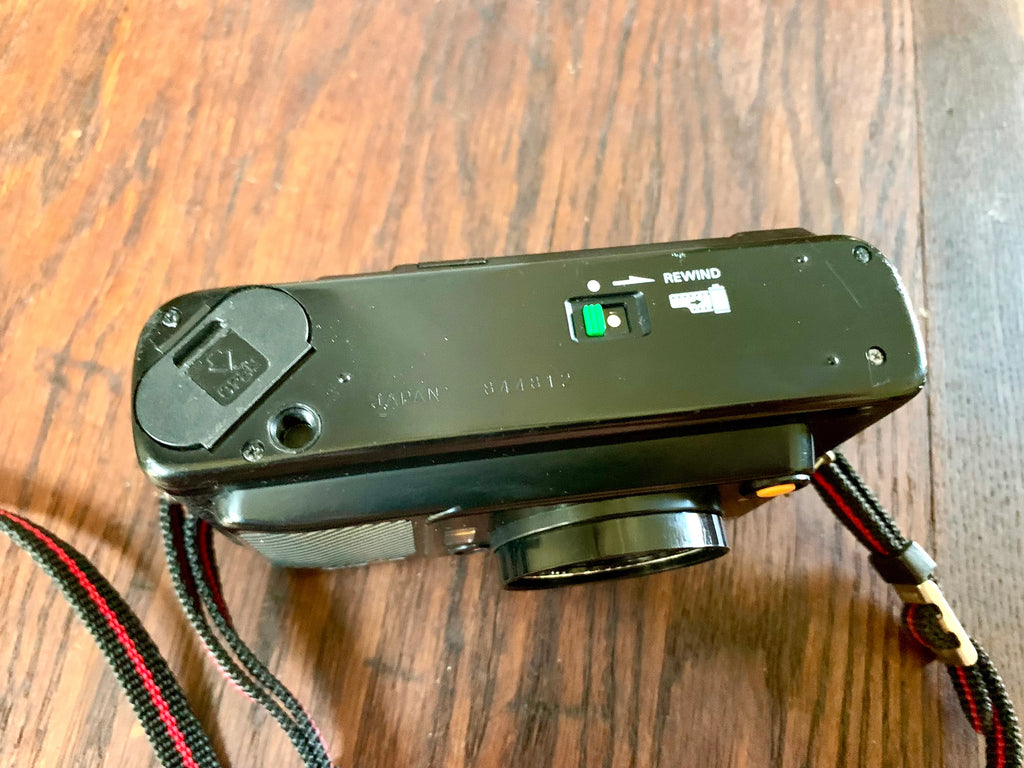 Vtg Yashica Full Automatic Diary Camera | Yashica Auto Focus Motor-D Point and Shoot Camera | Yashica Japan 35MM Film Camera