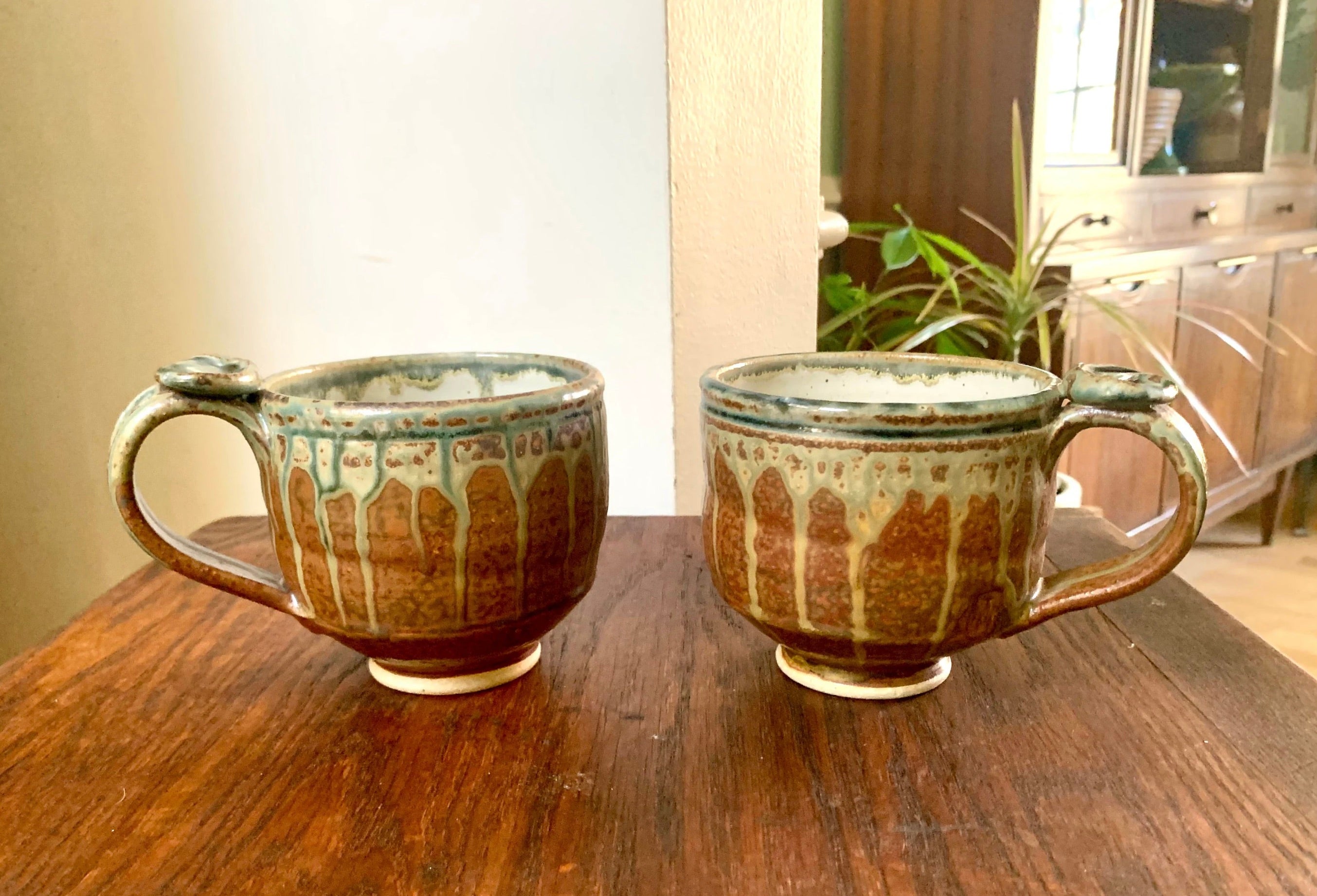 Vtg Pair Of Artisan Coffee Mugs  | Ceramic Coffee Mugs | Pottery Mugs  | Unique Glaze Coffee Mugs | Two Glazed Stoneware Cups