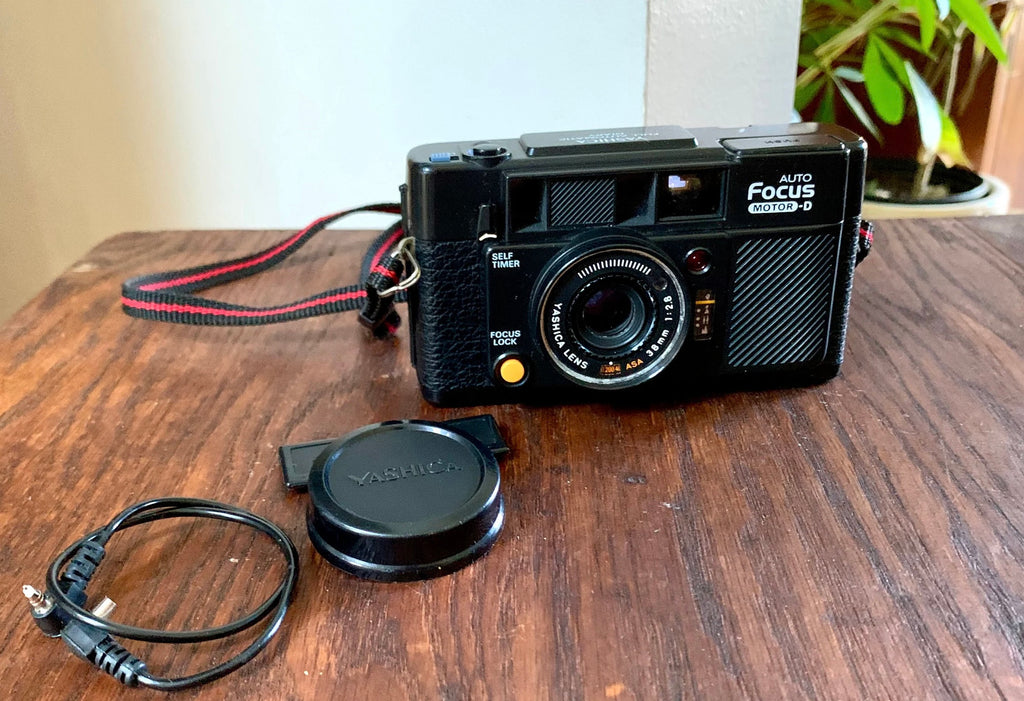 Vtg Yashica Full Automatic Diary Camera | Yashica Auto Focus Motor-D Point and Shoot Camera | Yashica Japan 35MM Film Camera