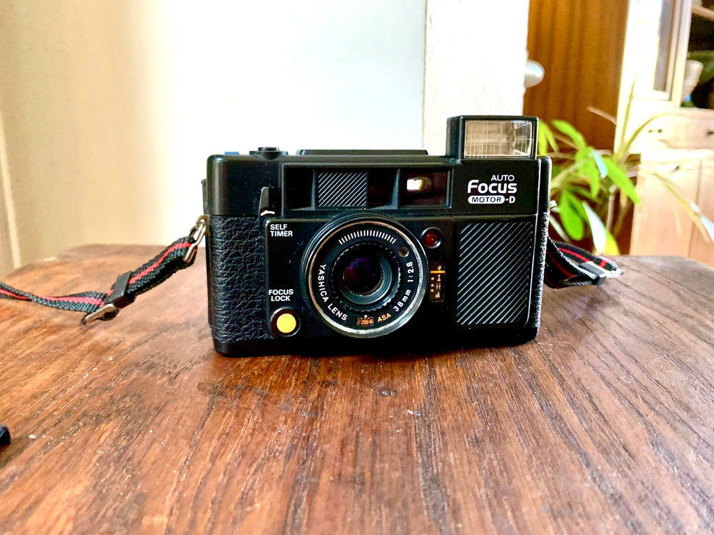 Vtg Yashica Full Automatic Diary Camera | Yashica Auto Focus Motor-D Point and Shoot Camera | Yashica Japan 35MM Film Camera