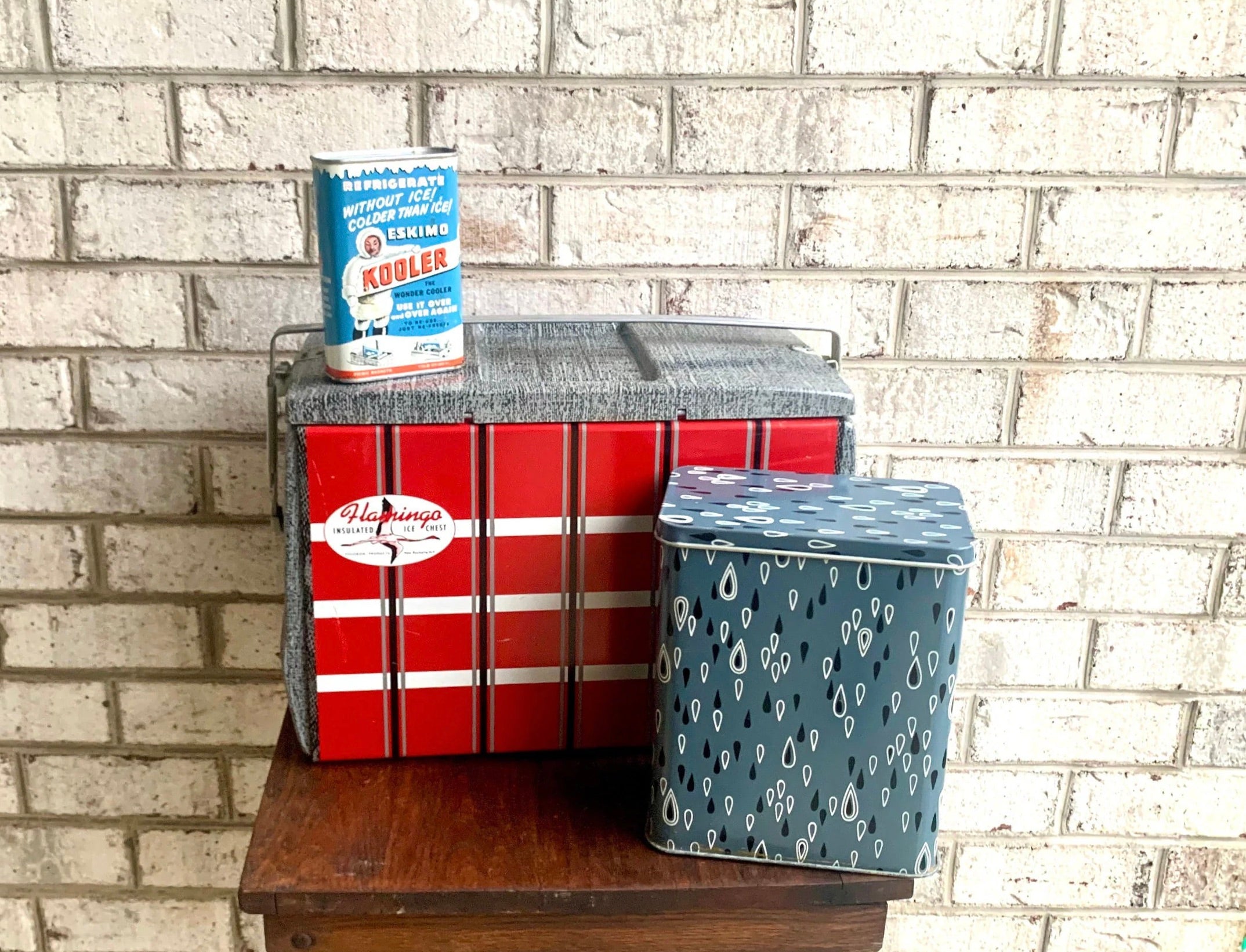 Vtg Flamingo Metal Ice Chest | Red Plaid Metal Ice Chest | Poloron Flamingo Insulated Ice Chest | Vtg Eskimo Kooler Ice Chest