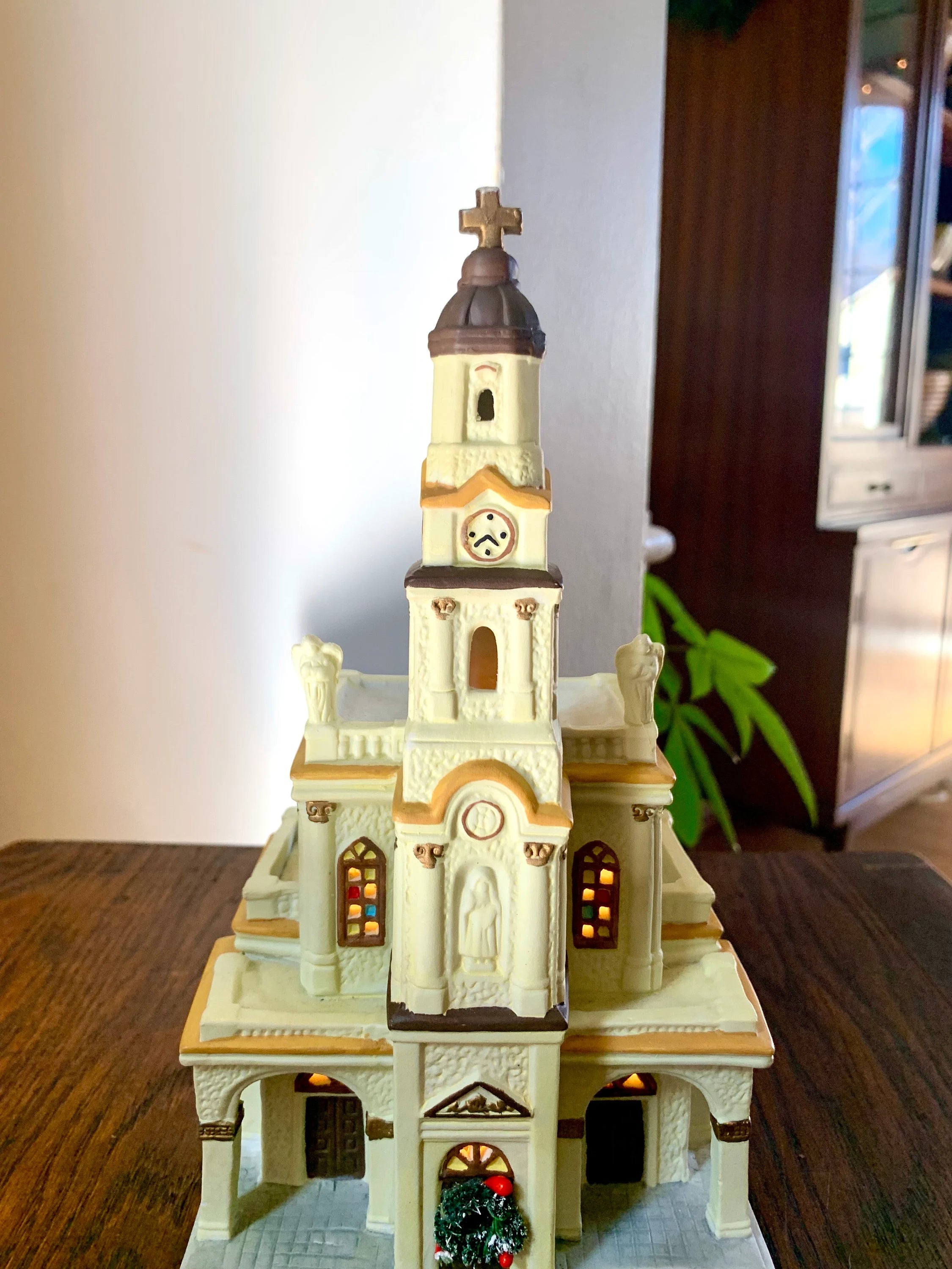 Vtg Noma Light Up Church | Dickensville Collectables Porcelain Lighted Church | 1995 Noma Porcelain Village Church