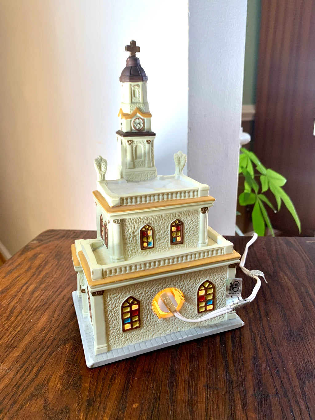 Vtg Noma Light Up Church | Dickensville Collectables Porcelain Lighted Church | 1995 Noma Porcelain Village Church