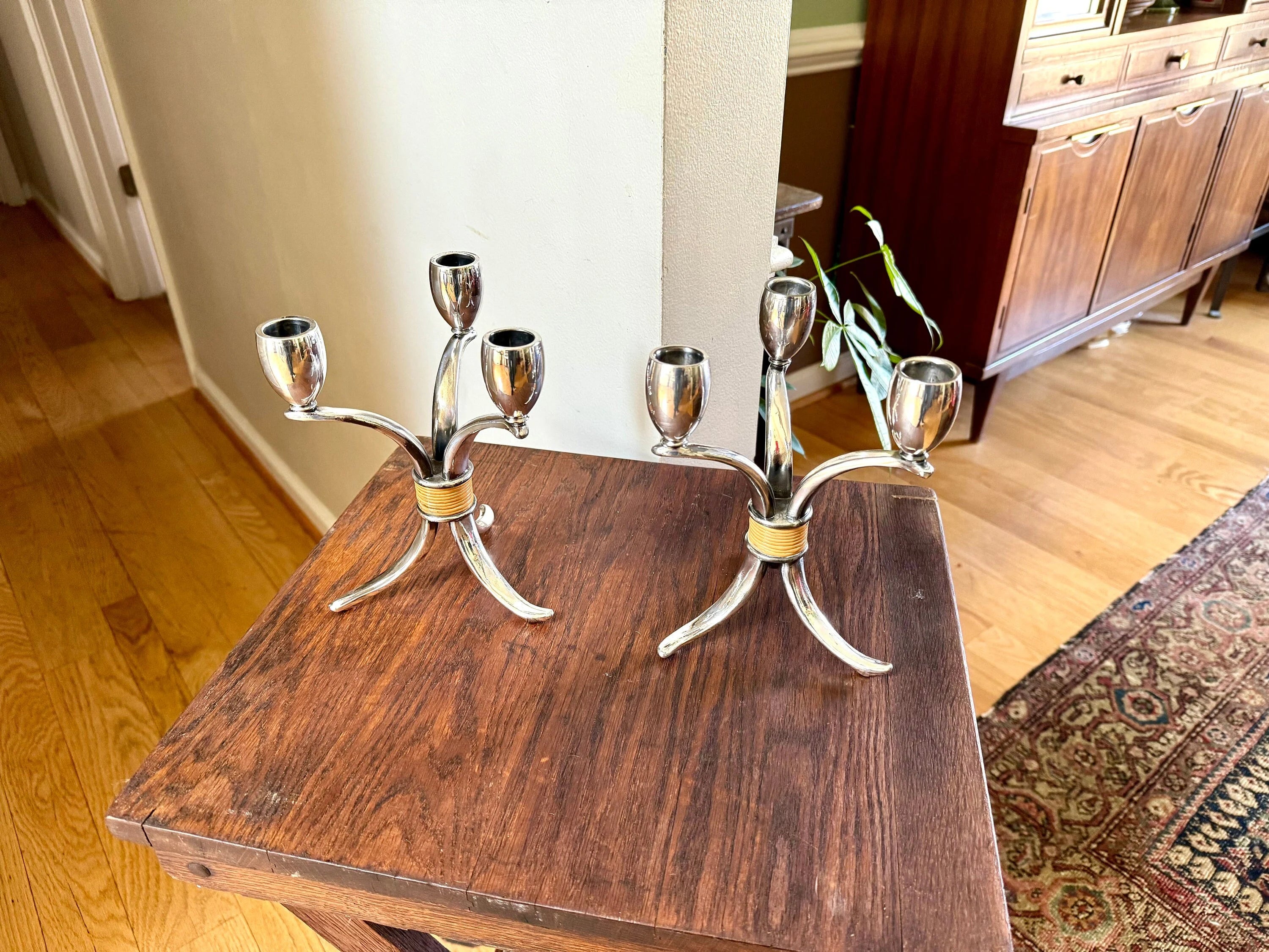 Vintage Pair of Rogers Bros. "Flair" Candlestick Holders | MCM Candle Holders | Tripod Candlestick Holders | 1847 Roger Bros. Candle Holders