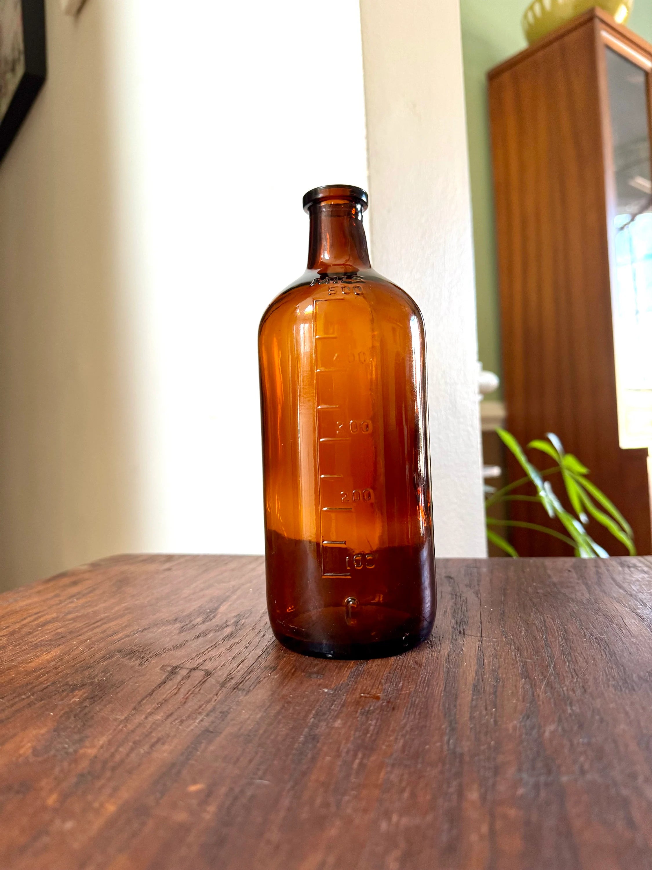 Vintage Owens-Illinois Amber Glass Medicine Bottle | Amber Apothecary Bottle | 500 MILS Medicine Bottle | Collectible Antique Bottle