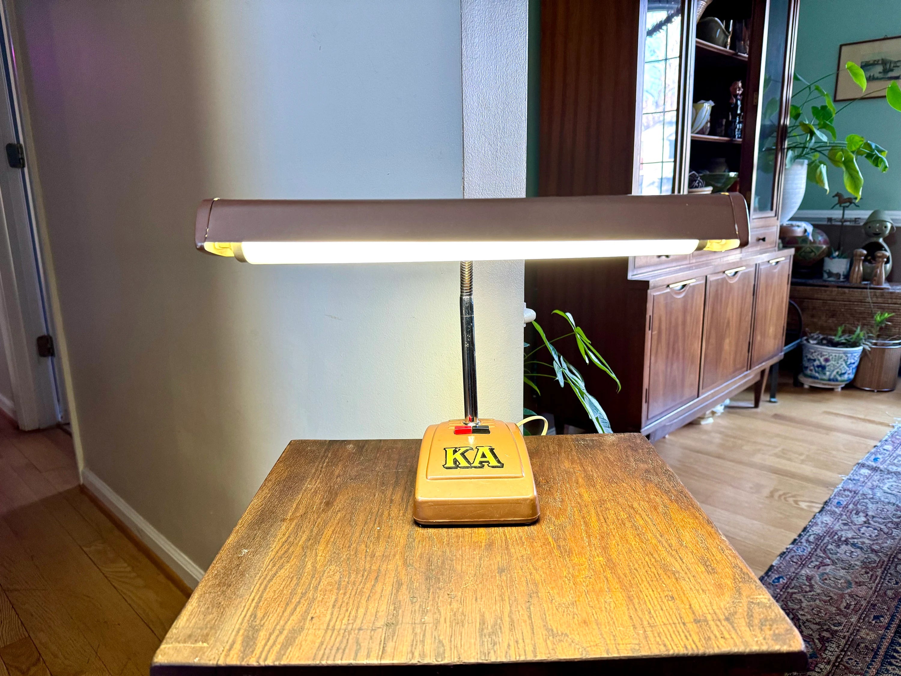 Vintage Industrial Model 311 Desk Lamp | Mid Century Desk Lamp | Goose Neck Desk Lamp | Task Desk Lamp | Florescent Desk Light