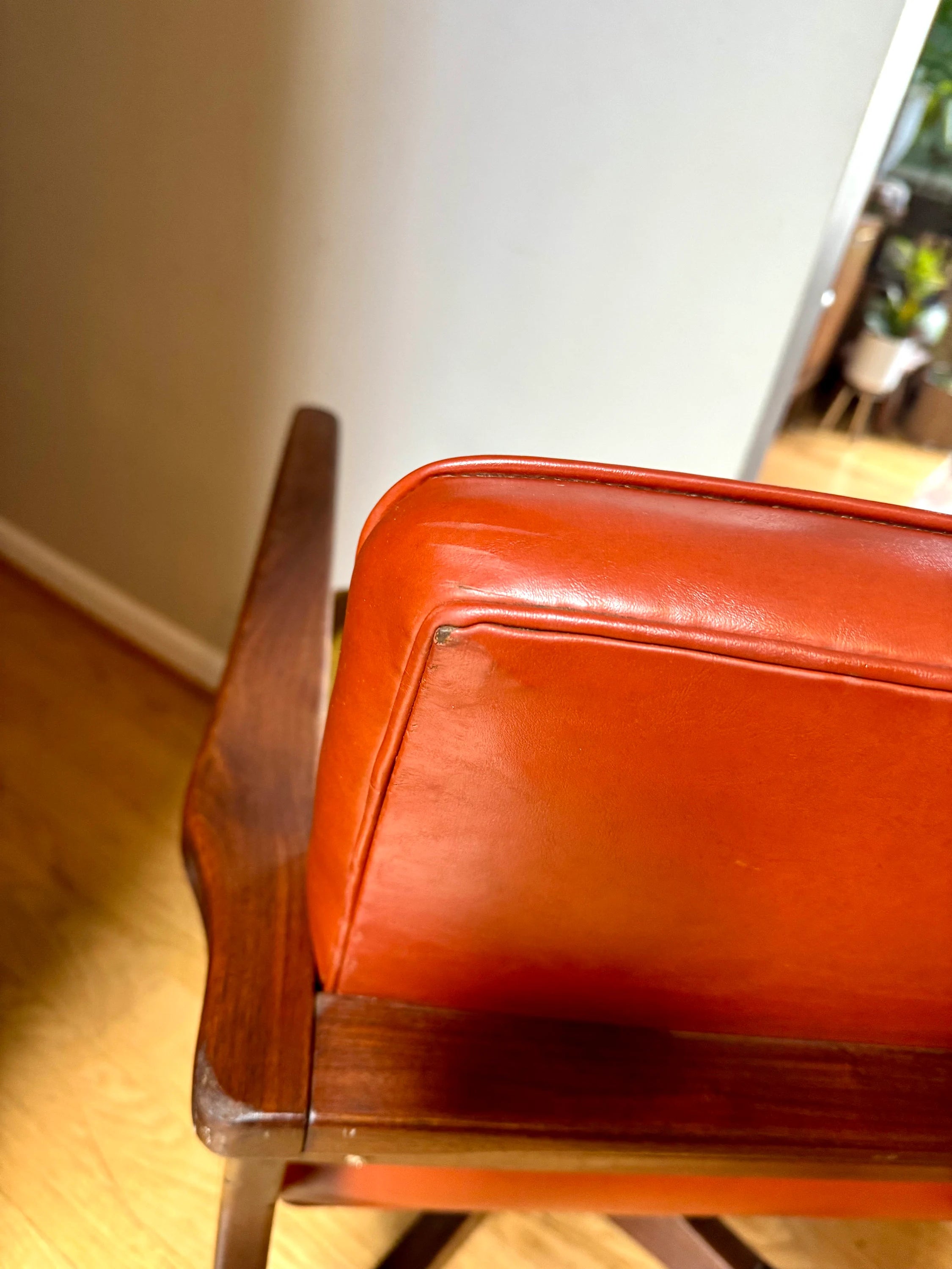 MCM Swivel Rolling Chair | Alma Desk Company Chair | MCM Orange Vinyl Desk Chair | Wood and Vinyl Modern Office Chair