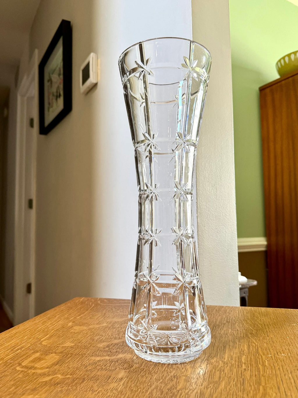 Vtg Tall Cut Glass Vase | Starburst Cut Crystal Vase | Floral Cut Glass Vase | 15" Tall Large MCM Glass Vase