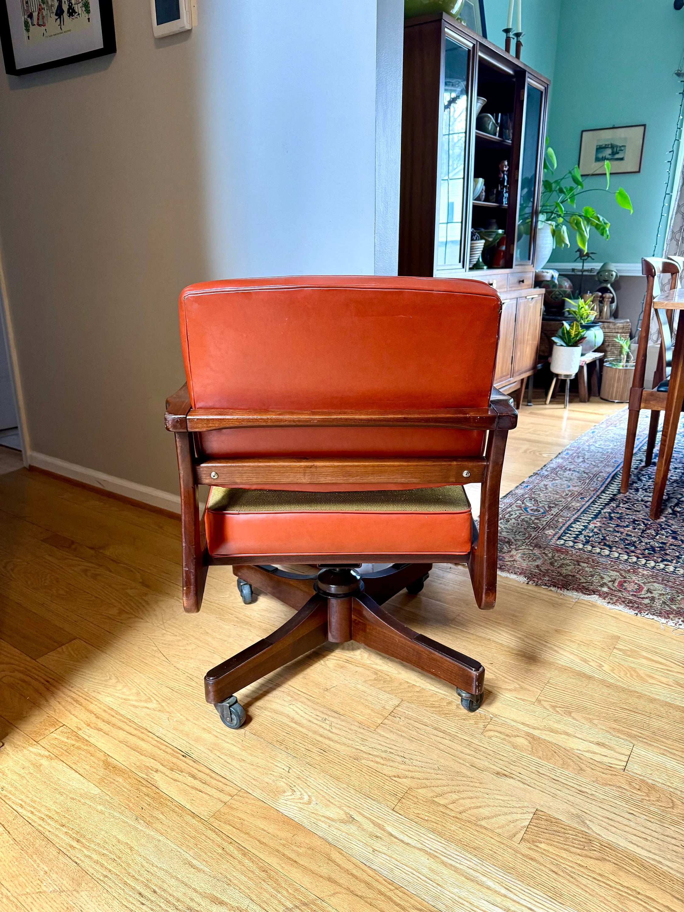 MCM Swivel Rolling Chair | Alma Desk Company Chair | MCM Orange Vinyl Desk Chair | Wood and Vinyl Modern Office Chair