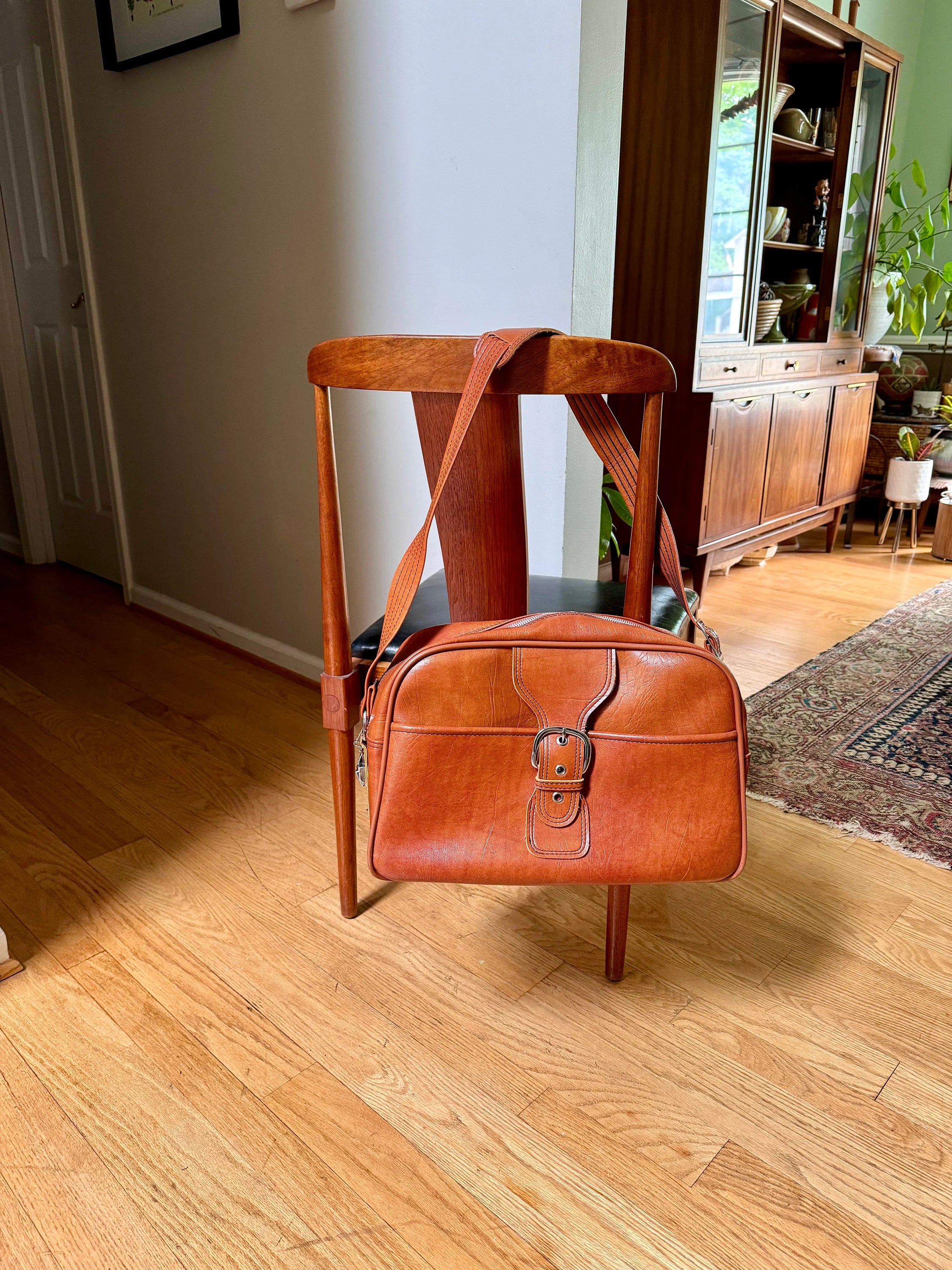 Vtg Brown Marbled Vinyl Shoulder Bag | Vinyl Shoulder Bag | Vtg Faux Leather Shoulder Bag | Brown Weekender | Crossbody Bag