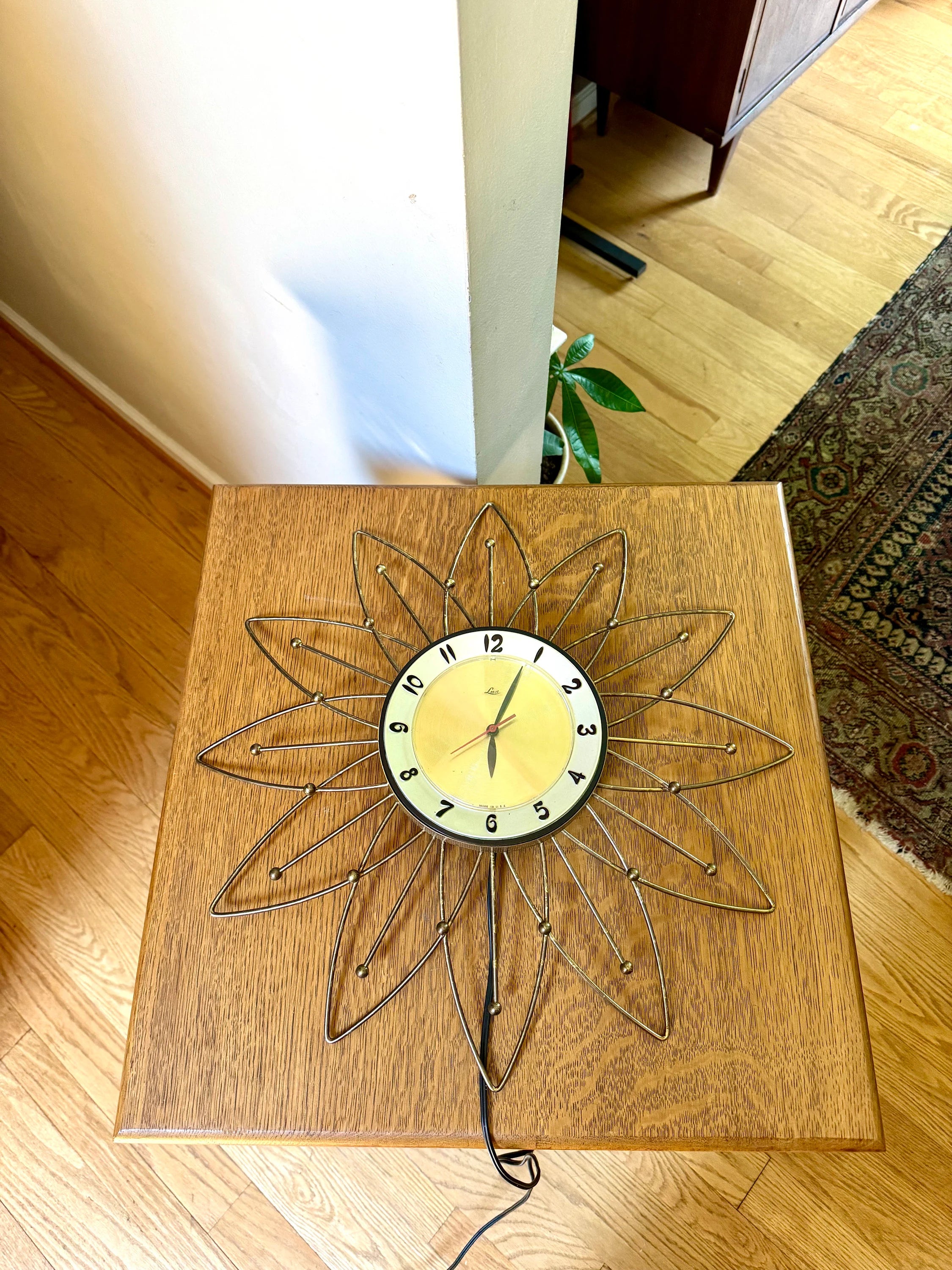 Vintage Lux Starburst Wall Clock | Gold Sunburst Electric Wall Clock | Mid Century Modern Wall Clock | Brass Atomic Wall Clock