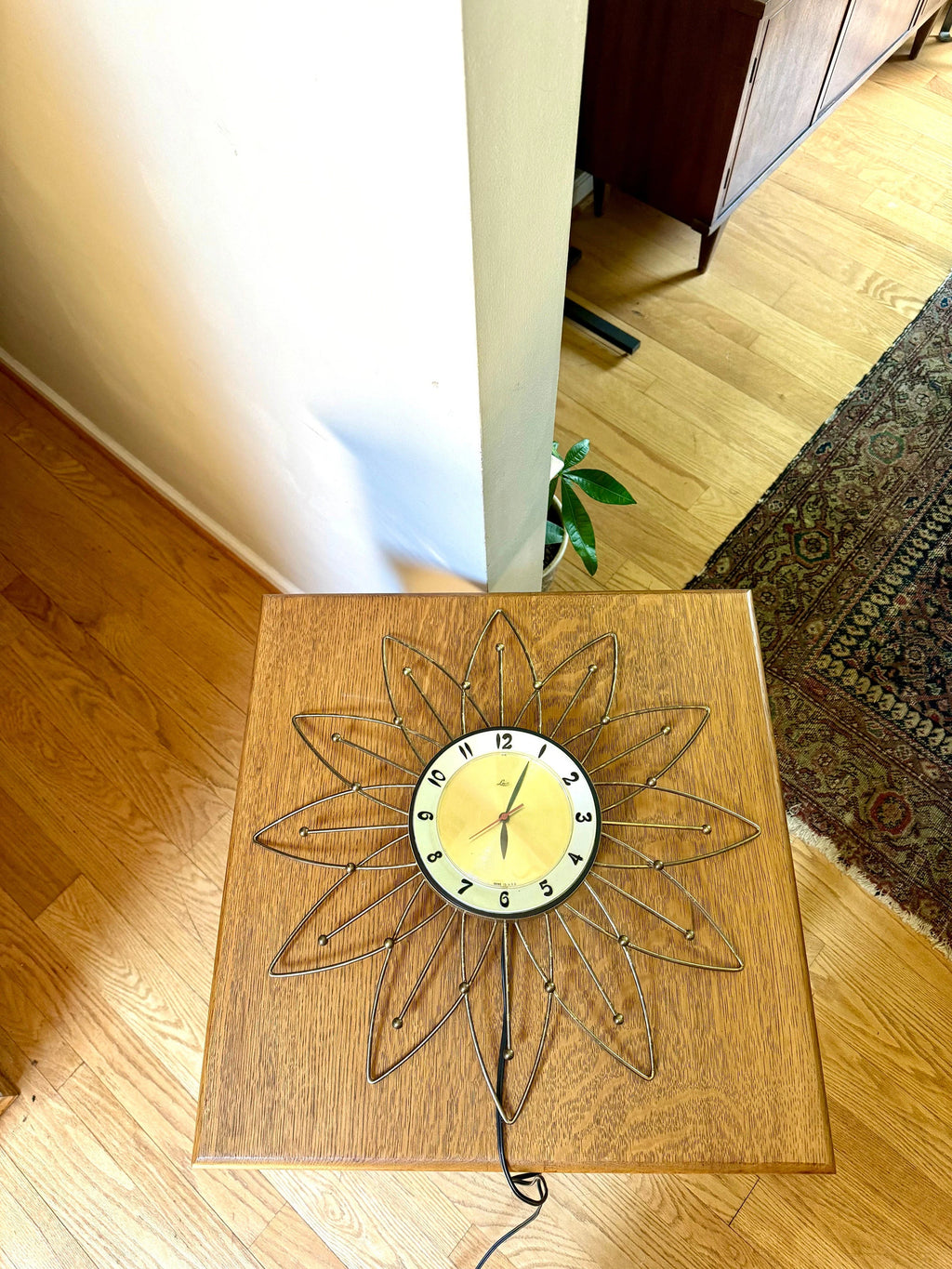 Vintage Lux Starburst Wall Clock | Gold Sunburst Electric Wall Clock | Mid Century Modern Wall Clock | Brass Atomic Wall Clock