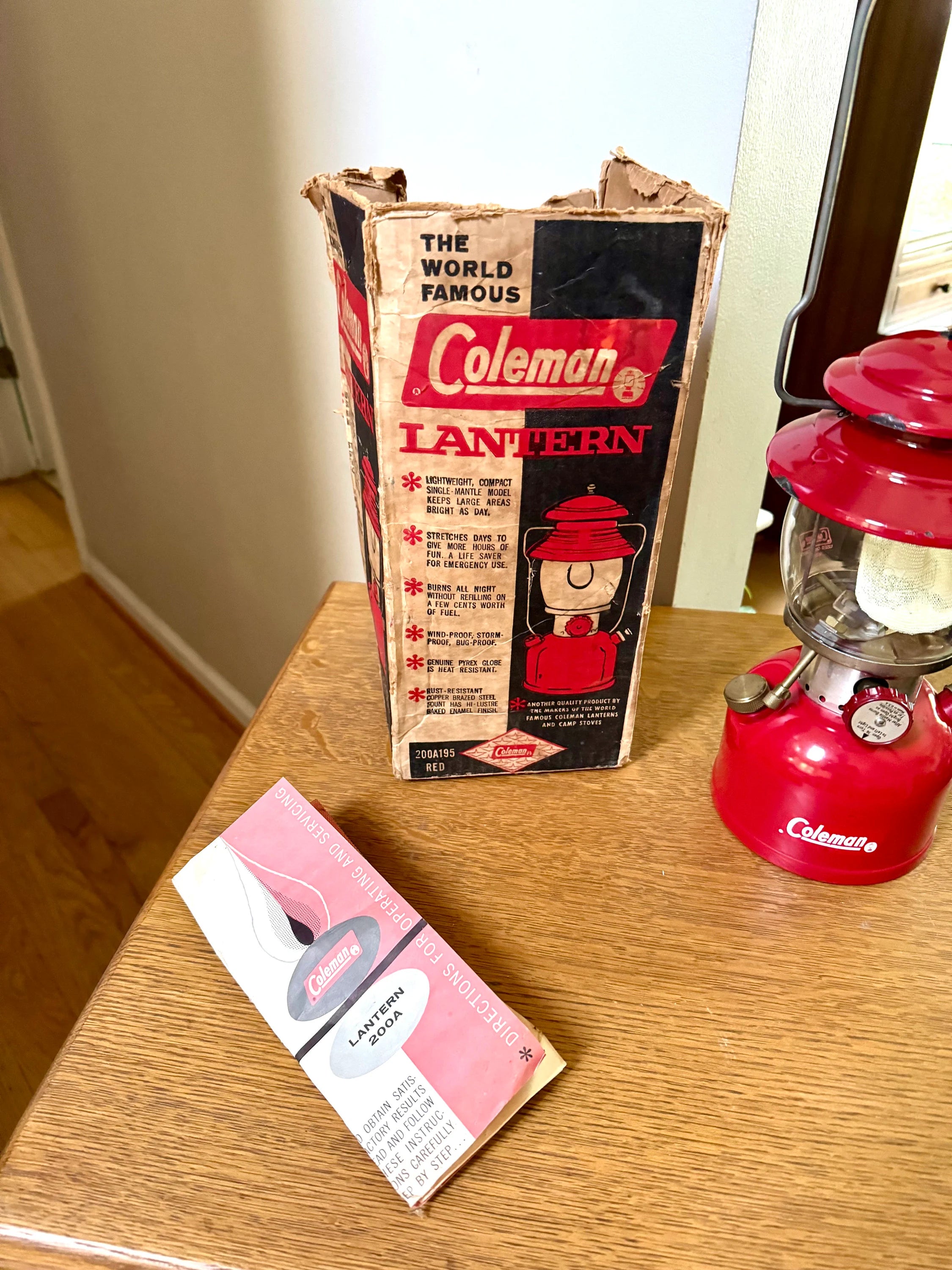 Coleman Model 200A Lantern with Striker and Orig. Box | 1963 Model 200A Coleman Lantern| Round Single Mantle Globe Coleman Lantern