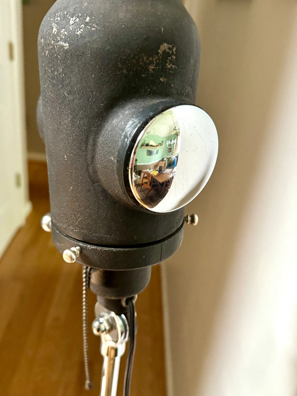 Vintage Weldon Spotlight on Stand | Industrial Stage Lamp & Stand | Adjustable Theatre Spot Light | Industrial Floor Lamp | Rustic Floor Lamp