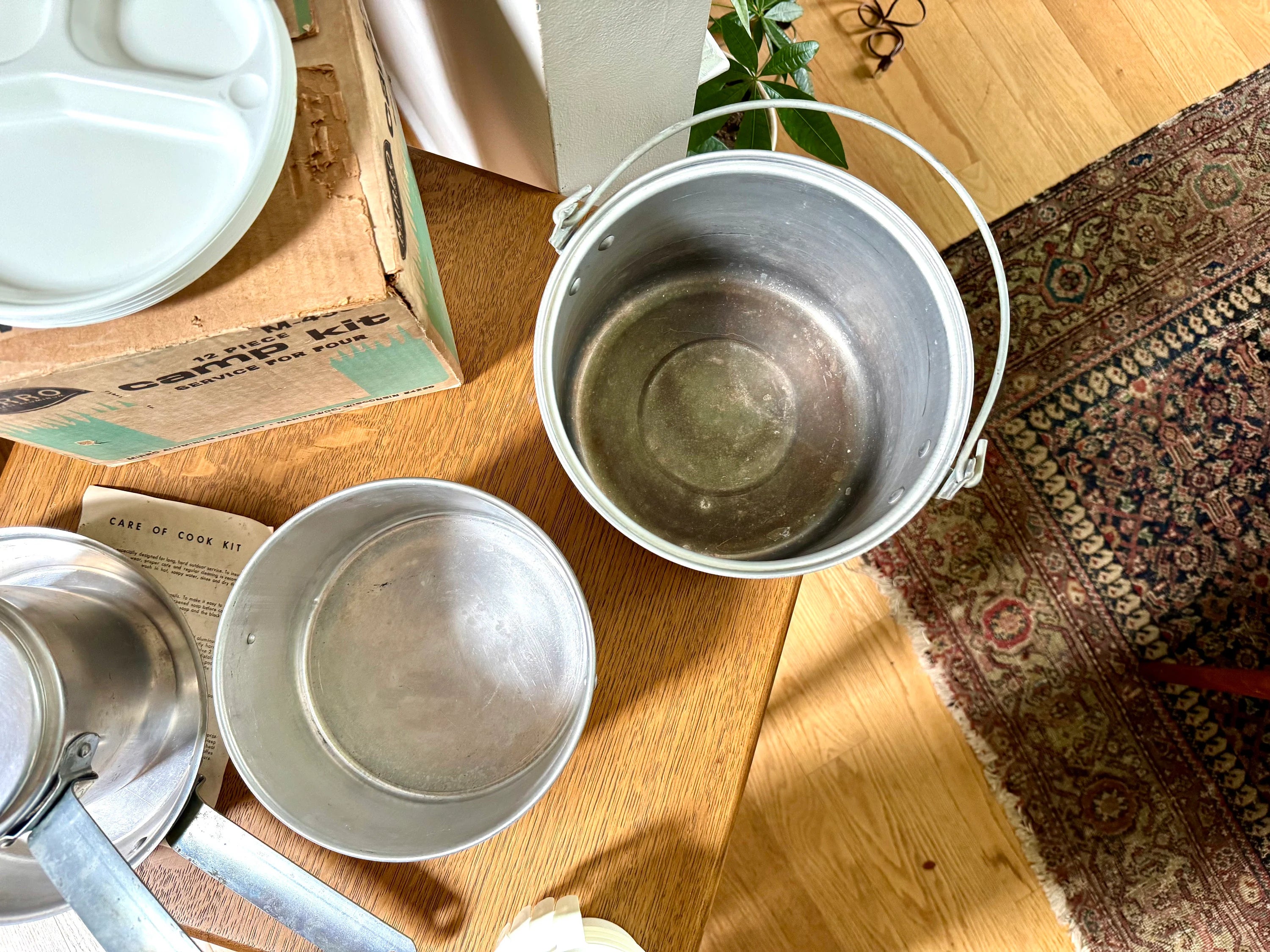 Vintage Mirro M-4352 Aluminum Camp Kit | 12 Piece Camping Cooking Set | Aluminum Camp Cook Set | Nesting Camping Pots and Pans