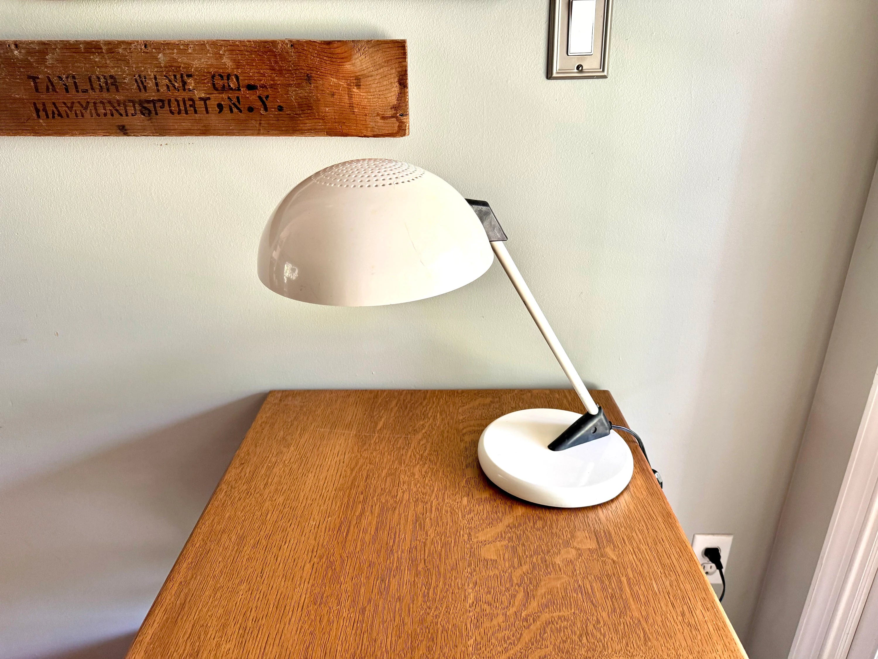 White Mid Century Modern Table Lamp | Post Modern Atomic Desk Lamp | White Domed Shade Desk Lamp | MCM Desk Lamp