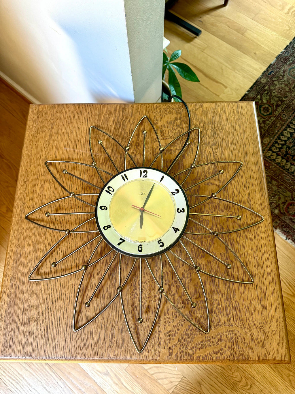 Vintage Lux Starburst Wall Clock | Gold Sunburst Electric Wall Clock | Mid Century Modern Wall Clock | Brass Atomic Wall Clock