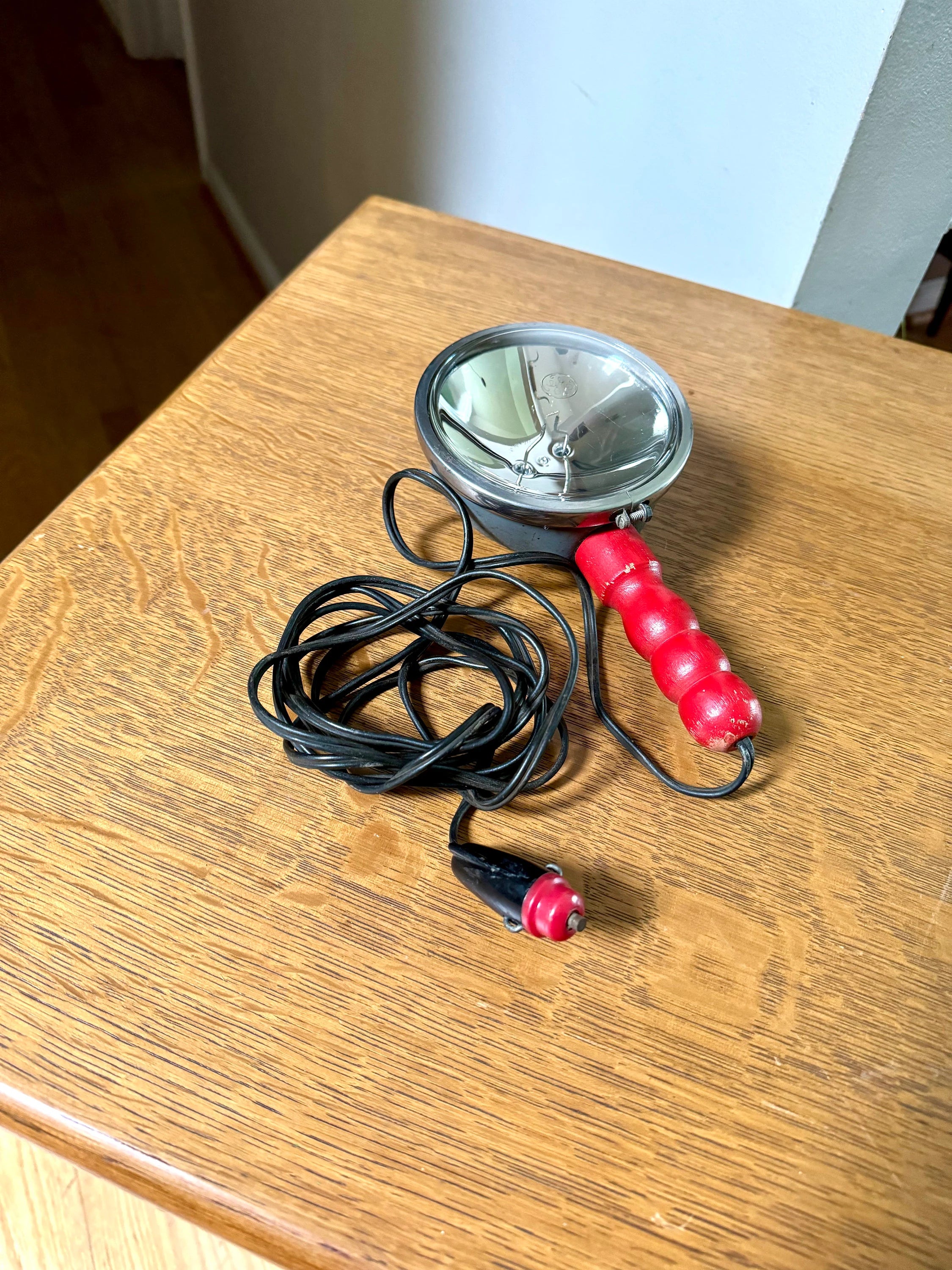 Vintage GE Automobile Spotlight | General Electric Red Handled Spotlight | Handheld 12V Auxiliary Spot Lamp | Automobile Work Light