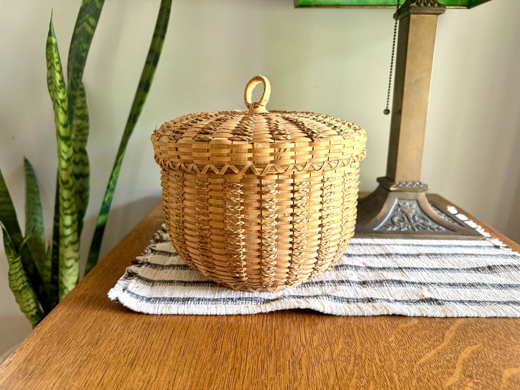 Vtg Native American Passamaquoddy Basket | Sylvia Gabriel Signed Wabanaki Basket | Woven Ash and Sweetgrass Basket| Northeastern Basket