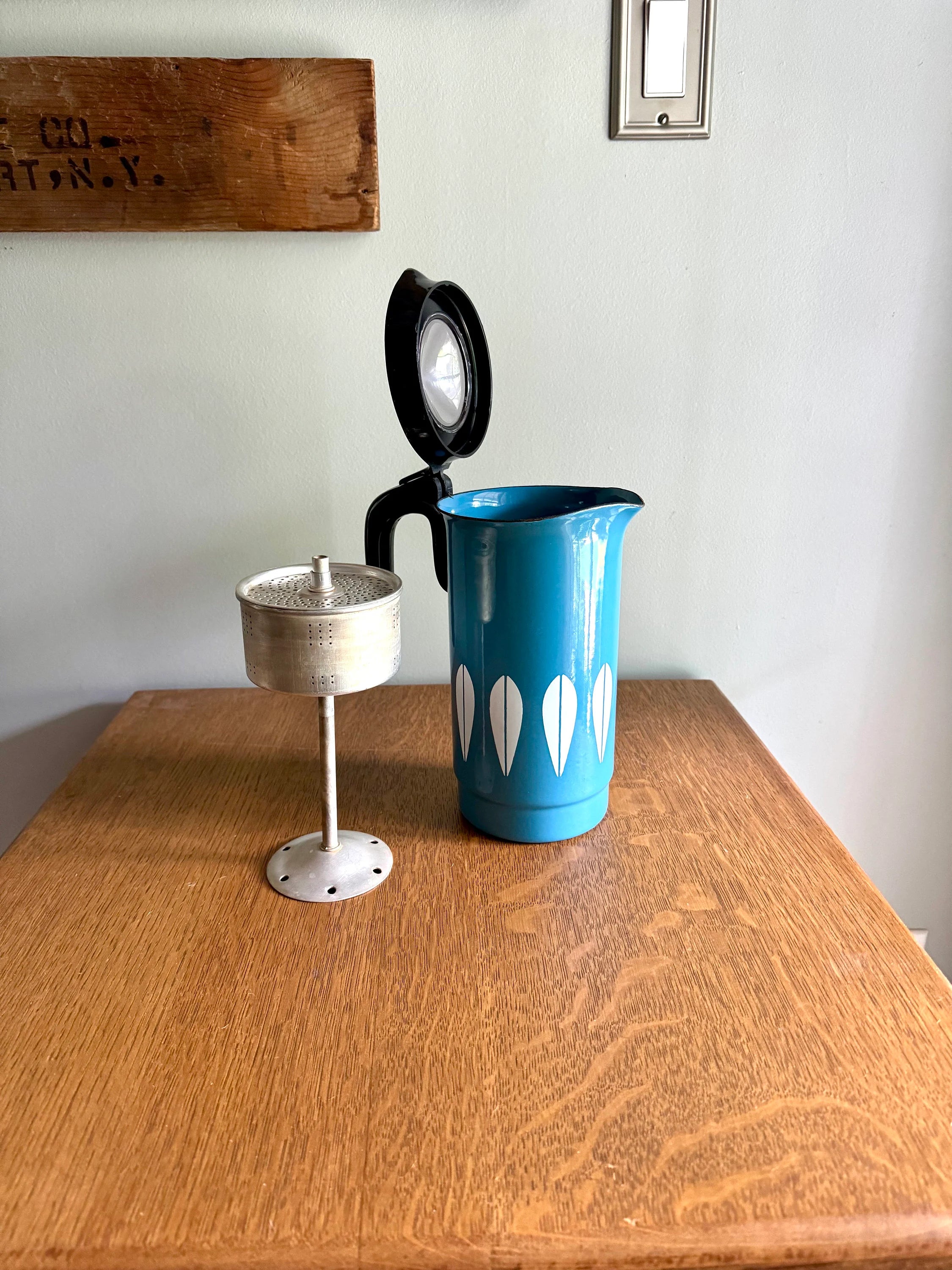 A Cathrineholm Lotus Enamel Coffee Maker | Mid Century Enamel Coffee Percolator | Vintage Turquoise on White Lotus Design Enamel Coffee Maker