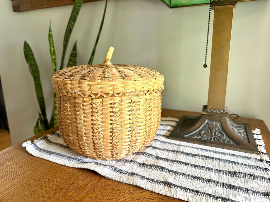 Vtg Native American Passamaquoddy Basket | Sylvia Gabriel Signed Wabanaki Basket | Woven Ash and Sweetgrass Basket| Northeastern Basket