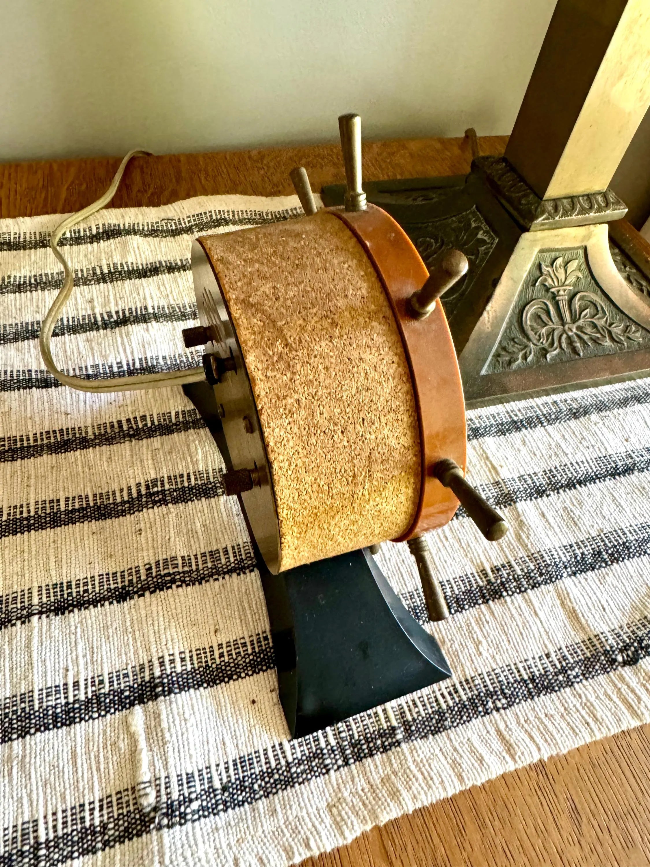Vtg Nautical Seth Thomas Electric Clock | Seth Thomas "Rudder" Alarm Clock | Ship's Tiller Clock | Seth Thomas MCM 925-003 Clock