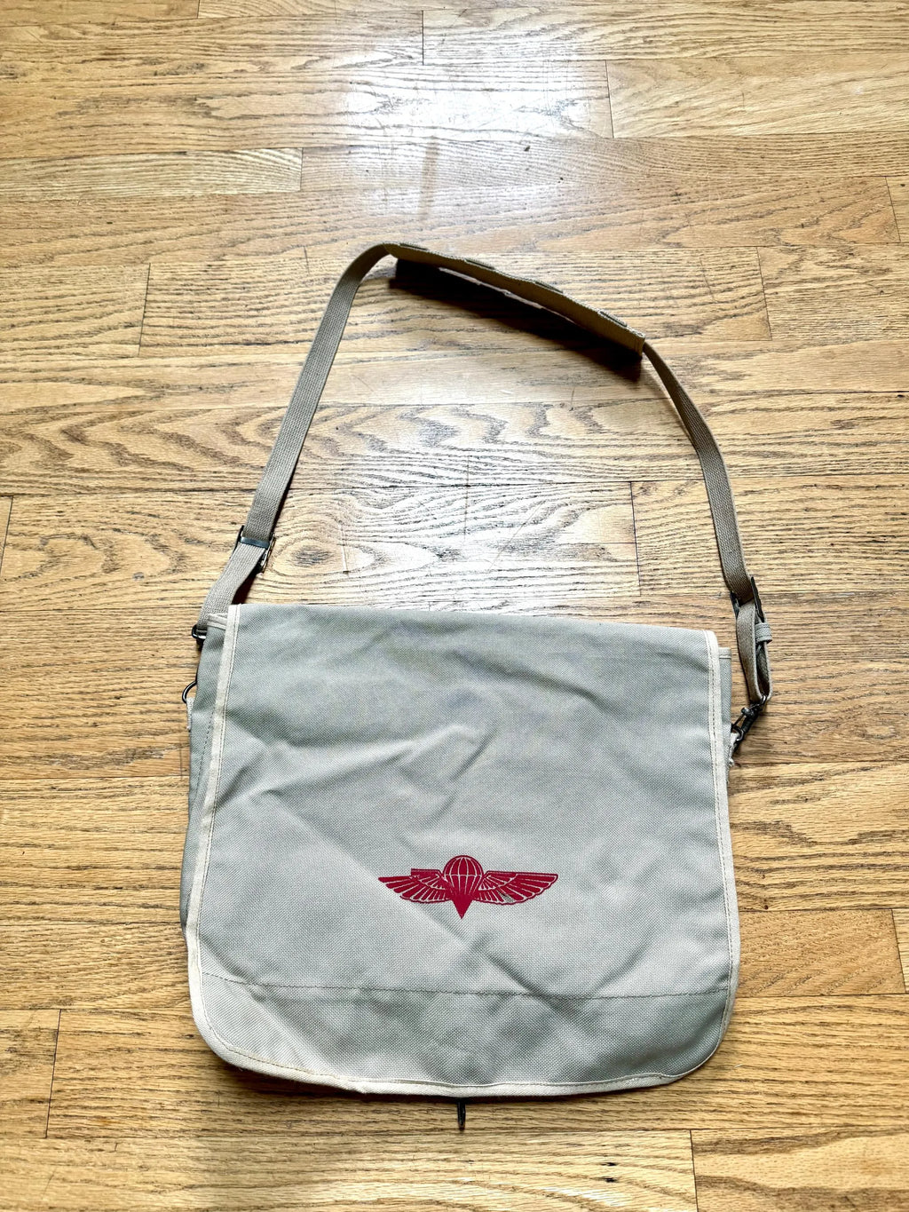 Vtg Israeli Paratrooper Musette Bag | Khaki Canvas Messenger Bag  | Rustic Handbag| Bug Out Bag | Shoulder bag | Crossbody Bag