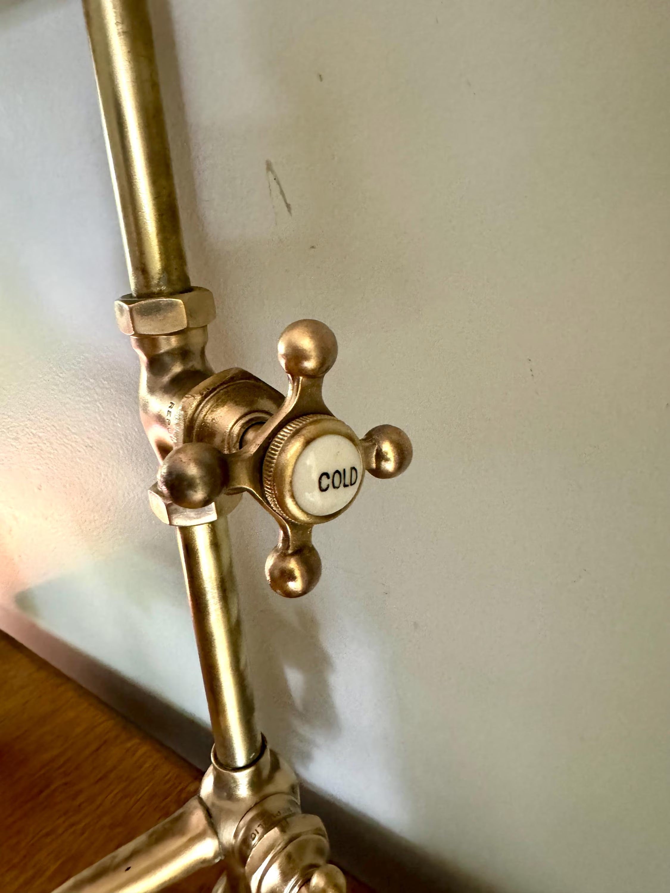 Vtg Republic Brass Tub Filler Faucets | Brass Basin Taps | Brass Hot and Cold  Faucets | Antique Water Faucet| Brass 1800's Tub Filler