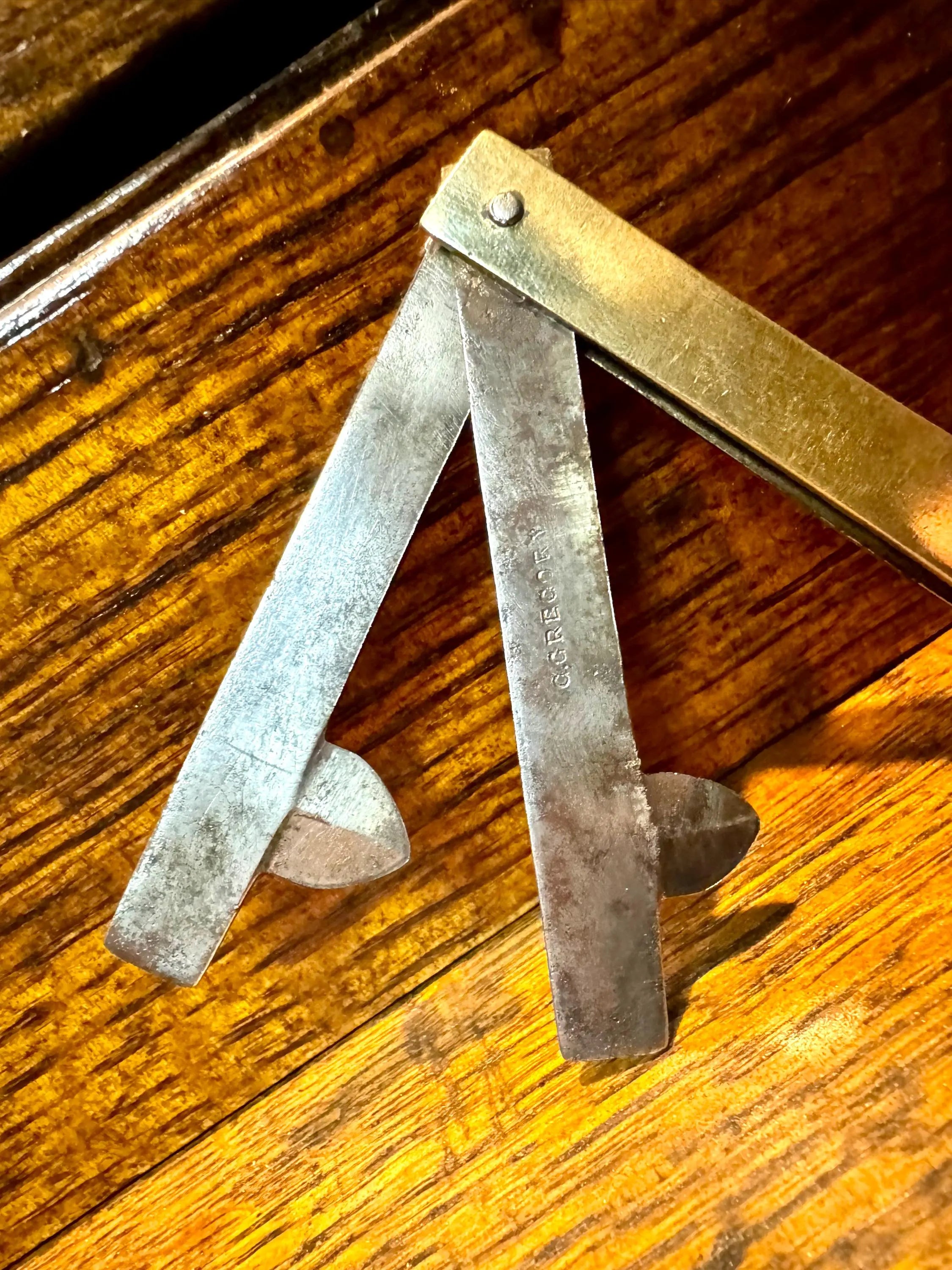 An Antique Civil War Era Surgical Bleeder Fleam With Brass Shield | Blood Letting Fleam Lancet | Two Bladed Fleam | G.Gregory Bleeding Fleam