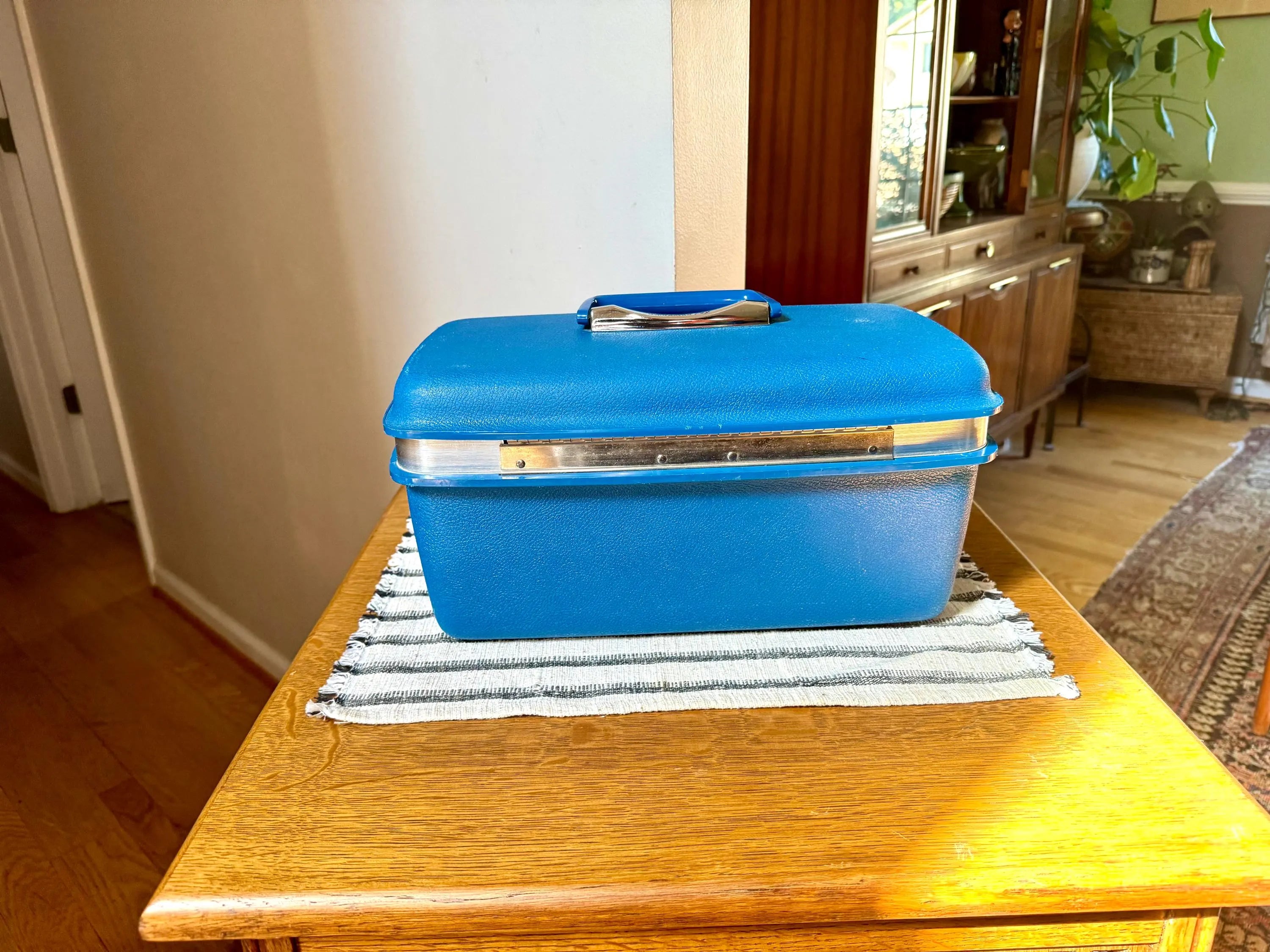 Samsonite Saturn II Cosmetic Case | Vintage Blue Travel Case | Overnight Bag | Blue Samsonite Train Case | Blue Make Up Bag| Retro Hard Case