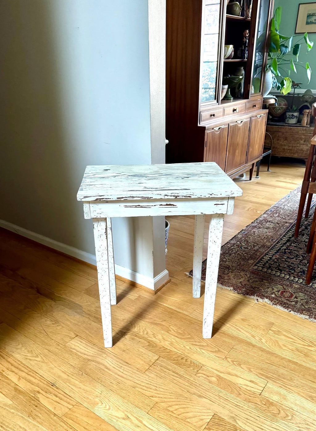 Vtg Distressed Small Table | Primitive Small Table | Tall Distressed Painted Table | Small Farmhouse Side Table | Primitive Plant Table