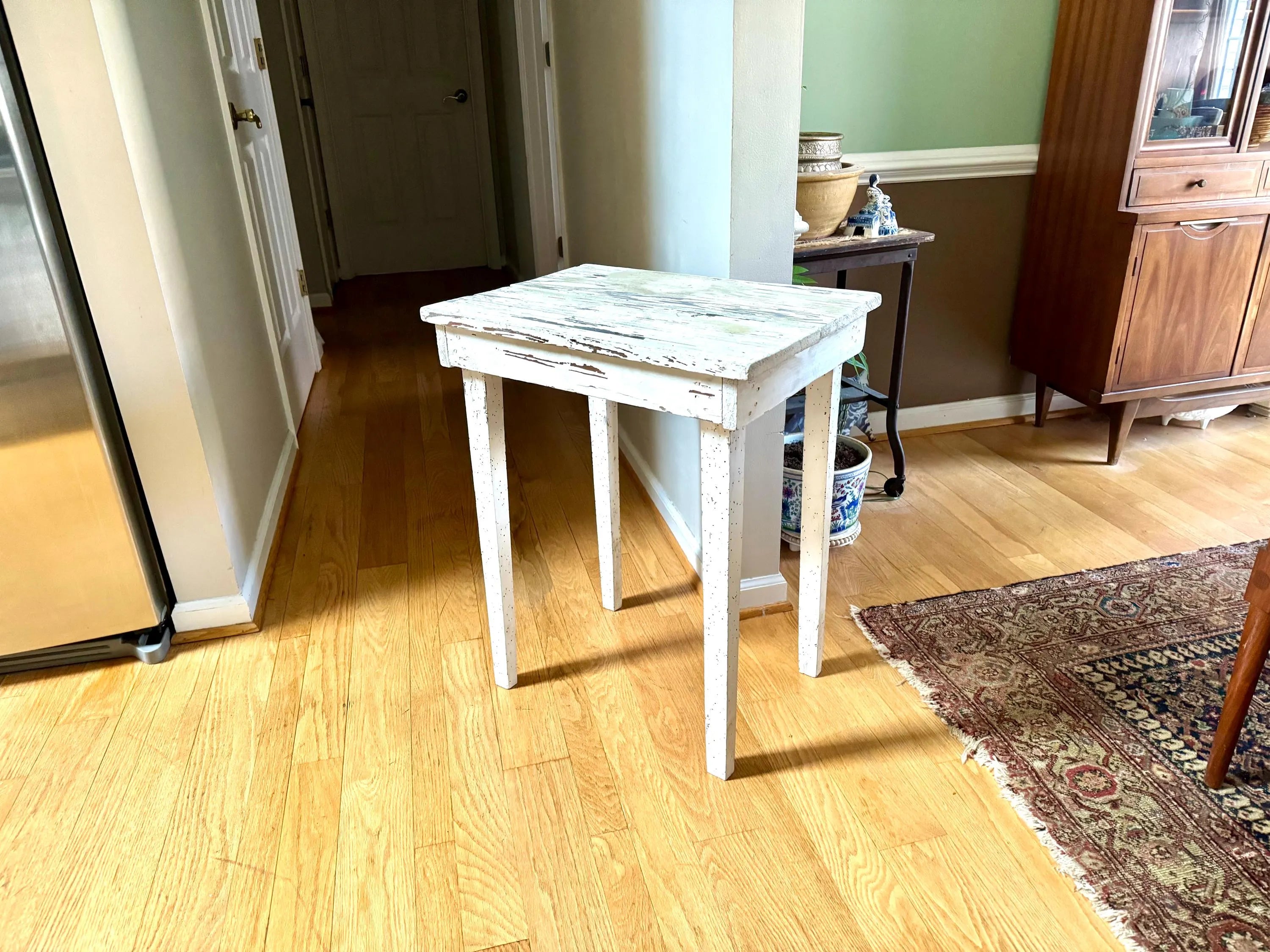 Vtg Distressed Small Table | Primitive Small Table | Tall Distressed Painted Table | Small Farmhouse Side Table | Primitive Plant Table