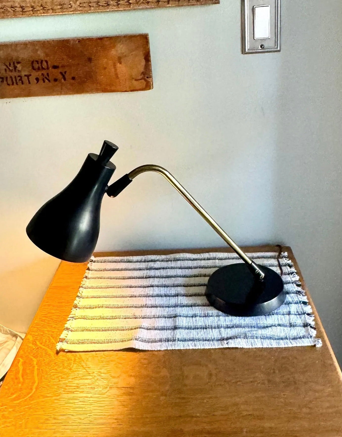 MCM Flat Black Articulating Desk Lamp | Gerald Thurston Style Desk Lamp | Swing Arm Desk Lamp | Black and Gold MCM desk Lamp