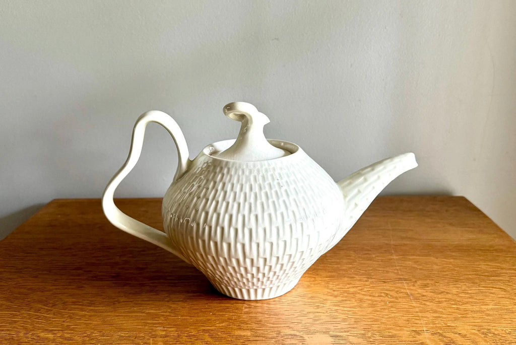 Vtg Red Wing China 20th Century Tea Pot With Lid | Red Wing Capistrano Tea Pot | MCM Dinnerware| Redwing Textured MCM Shaped Serving Pot