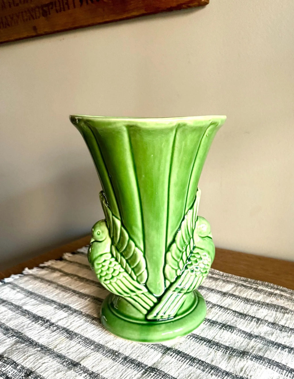 Vtg Shawnee 829 Ceramic Double Dove  | Shawnee Pottery Emerald Green Vase | Double Dove Ceramic Vase | Art Deco Shawnee Vase